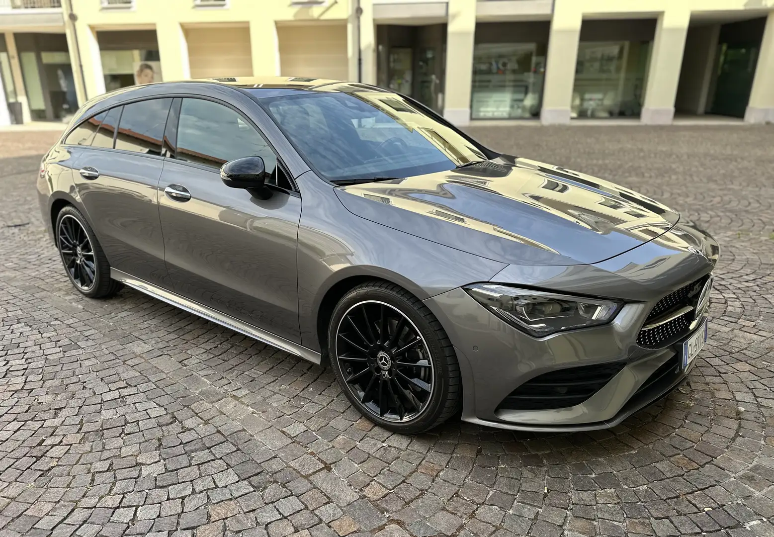 Mercedes-Benz CLA 220 Shooting Brake d Premium 4matic auto - 2
