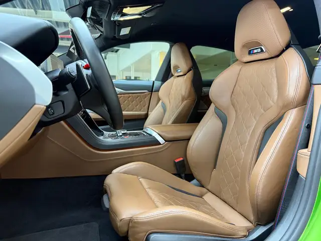 BMW M8 view 15
