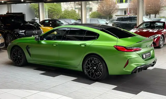 BMW M8 view 11