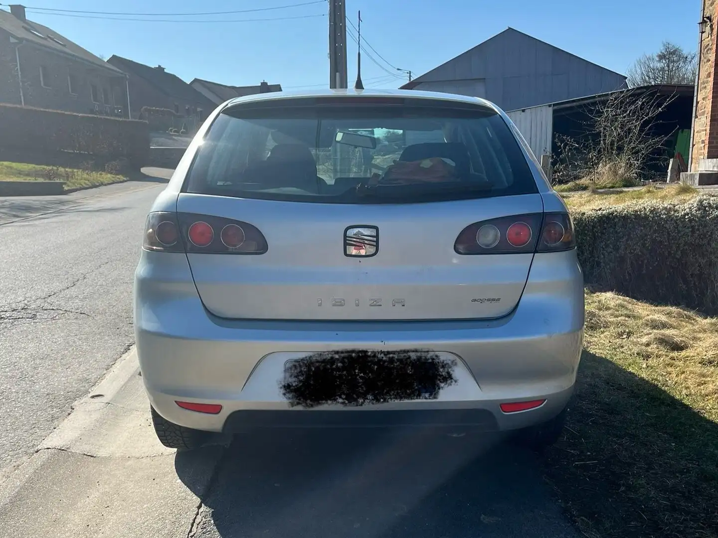 SEAT Ibiza Ibiza 1.4 TDi Ecomotive DPF Zilver - 1