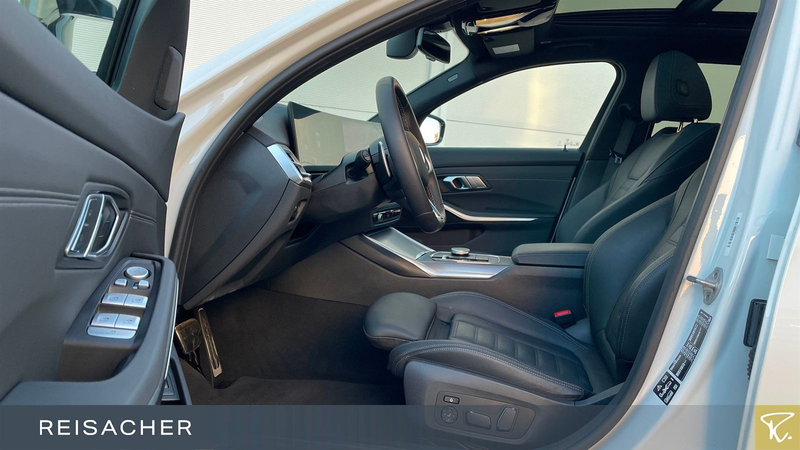 BMW 340 A xDrive Tour. AHK HUD LCPro Pano LED 19" — photo 4