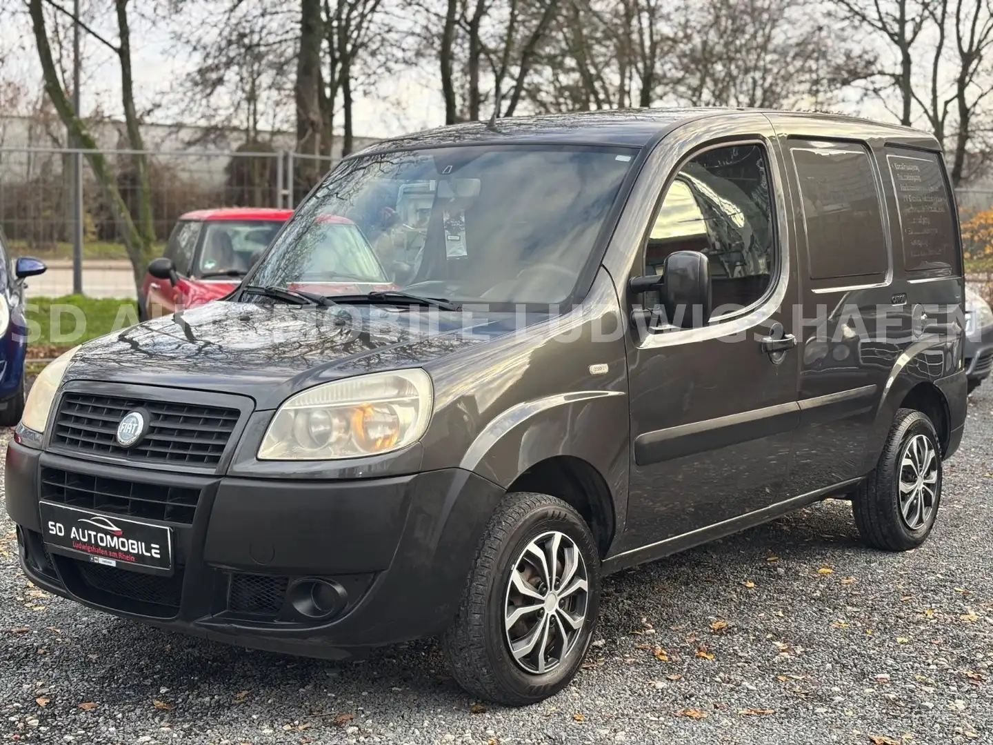 Fiat Doblo 1,6 Kastenwagen/TÜV/AHK/BENZIN/ERDGAS - 1
