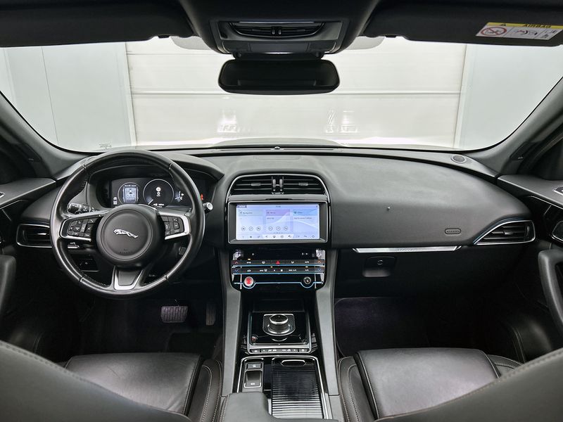 Jaguar F-Pace 2.0 Portfolio AWD 30t | 301PK | NL-AUTO | GOED OND — photo 2