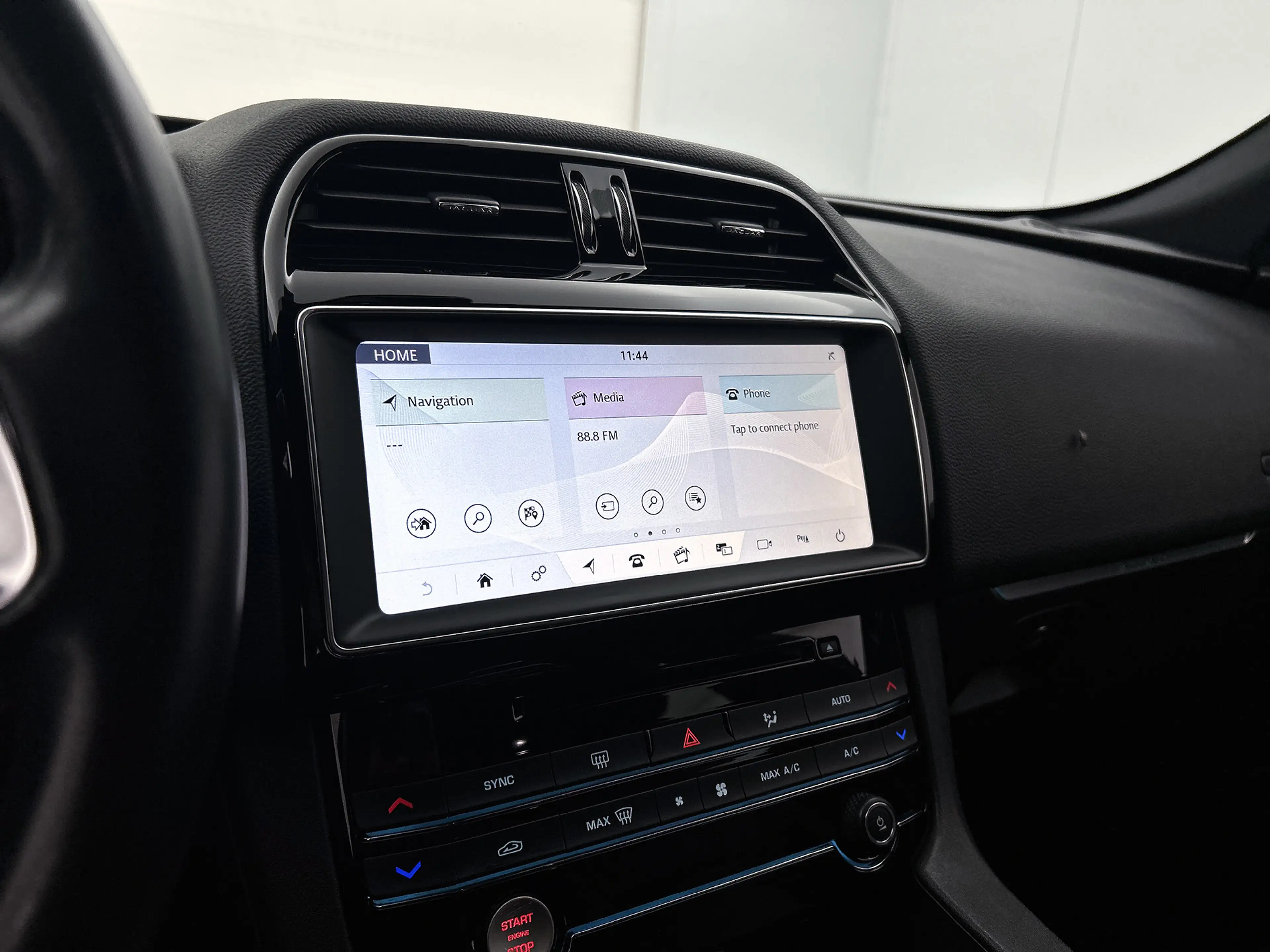 Jaguar F-Pace 2.0 Portfolio AWD 30t | 301PK | NL-AUTO | GOED OND — photo 17
