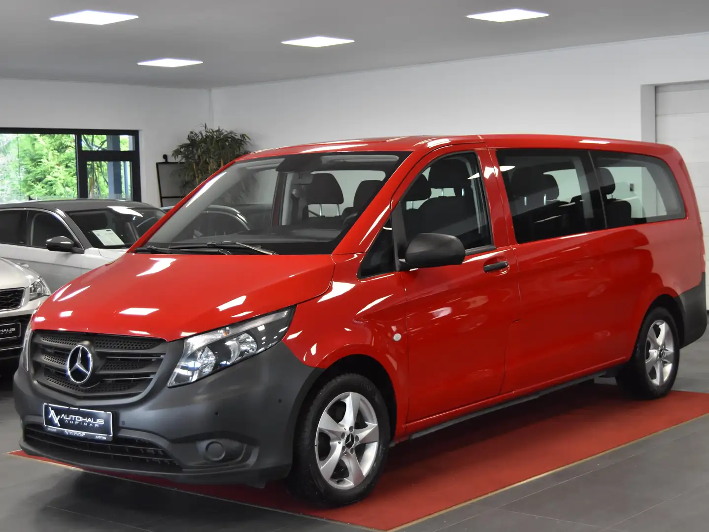 Mercedes-Benz Vito TOURER 116/119 CDI Pro extralang~9SITZER~ALU Rouge - 2