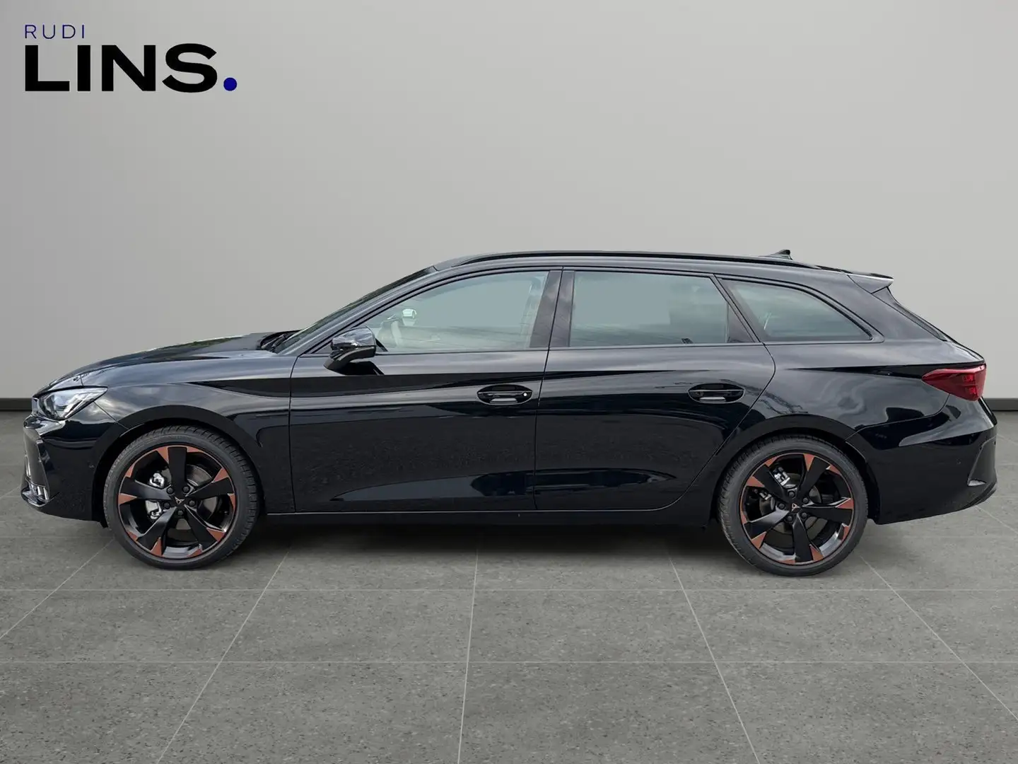CUPRA Leon 1.5 eTSI DSG 150 PS Schwarz - 2