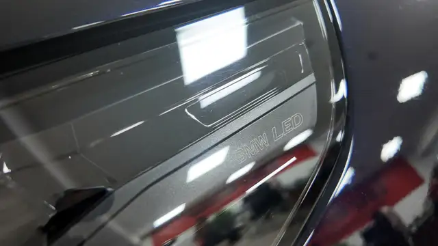 BMW M5 view 12