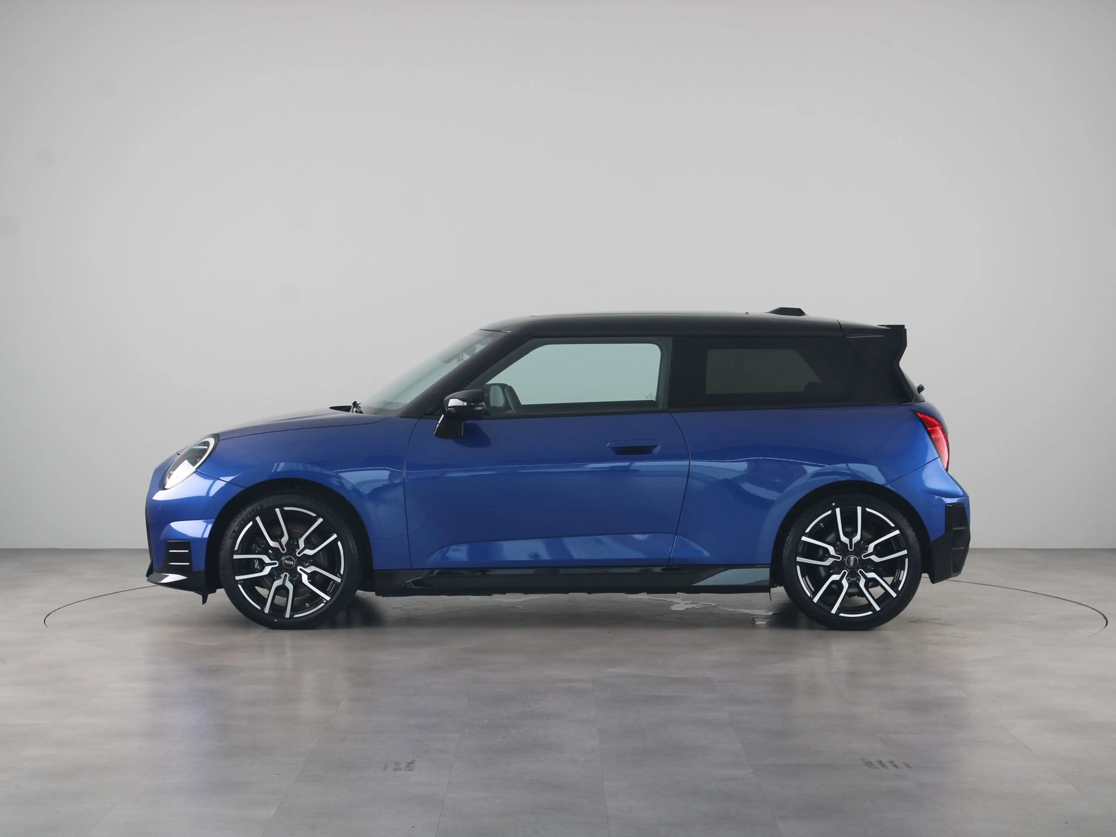 MINI Cooper SE John Cooper Works Pakket M — photo 13