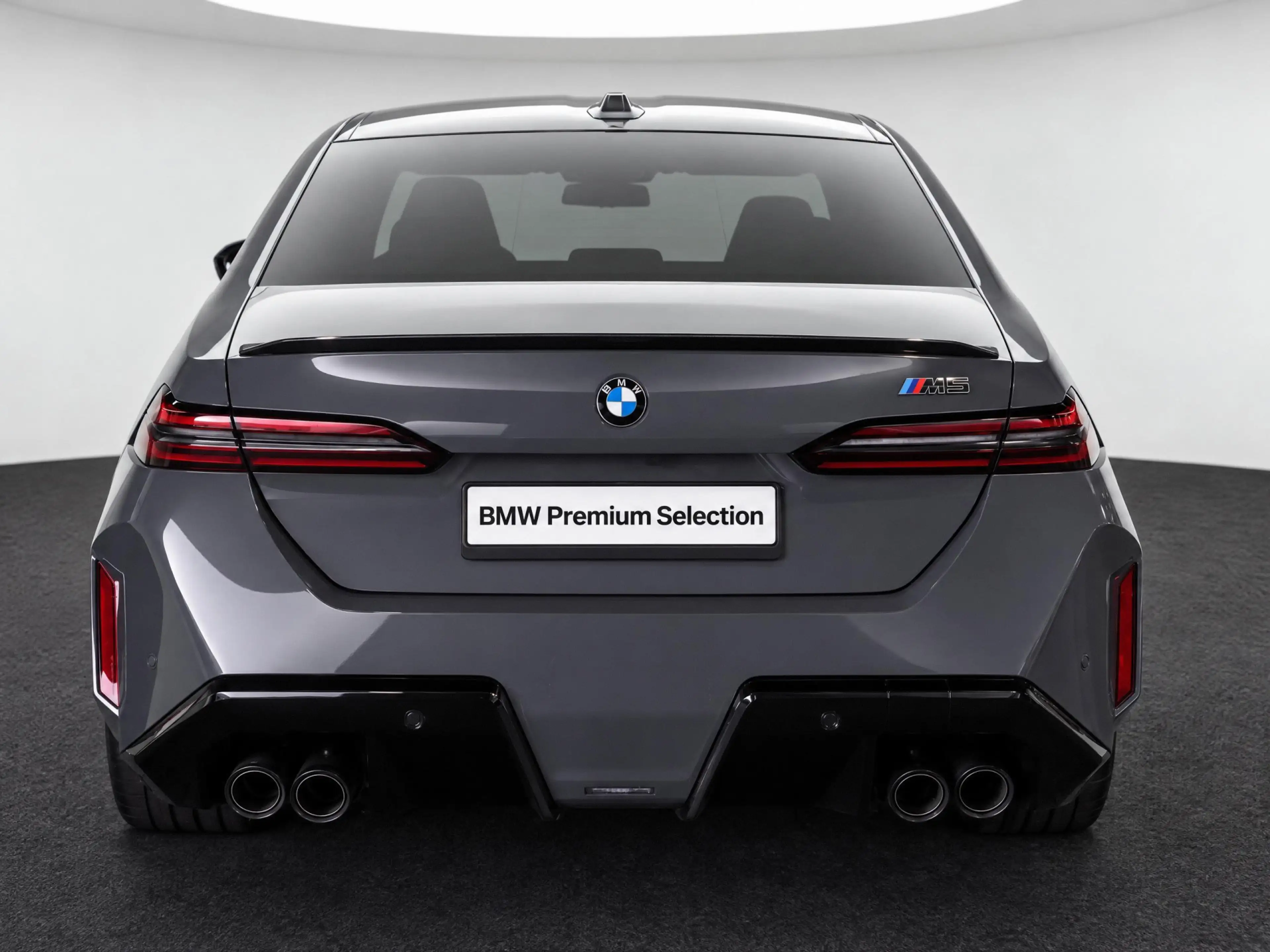 BMW M5 Automaat / M Drive Professional / M Carbon-keramis — photo 3