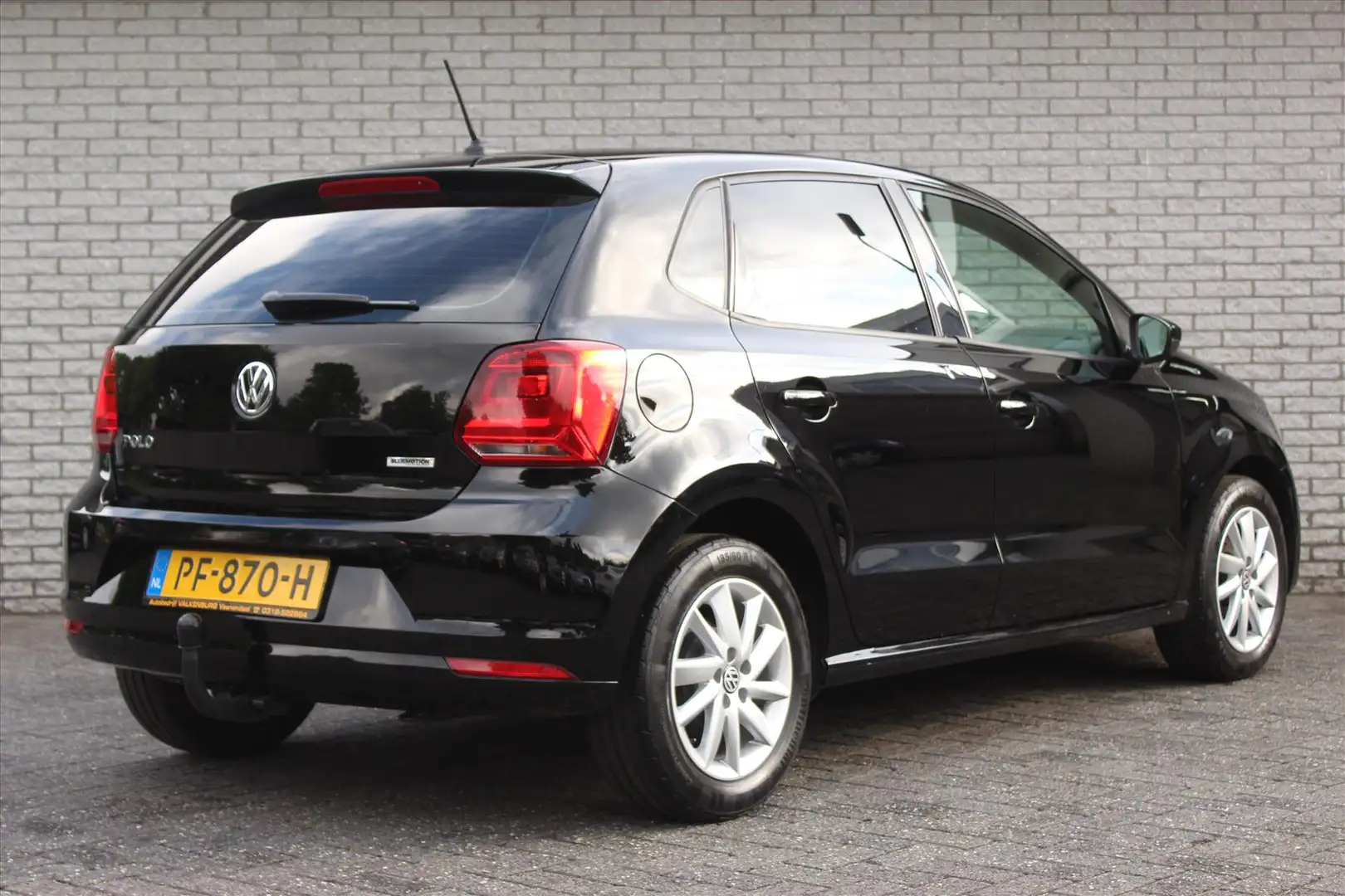 Volkswagen Polo 1.0 Comfortline | Trekhaak | Cruise | Navi | Bluet Zwart - 2