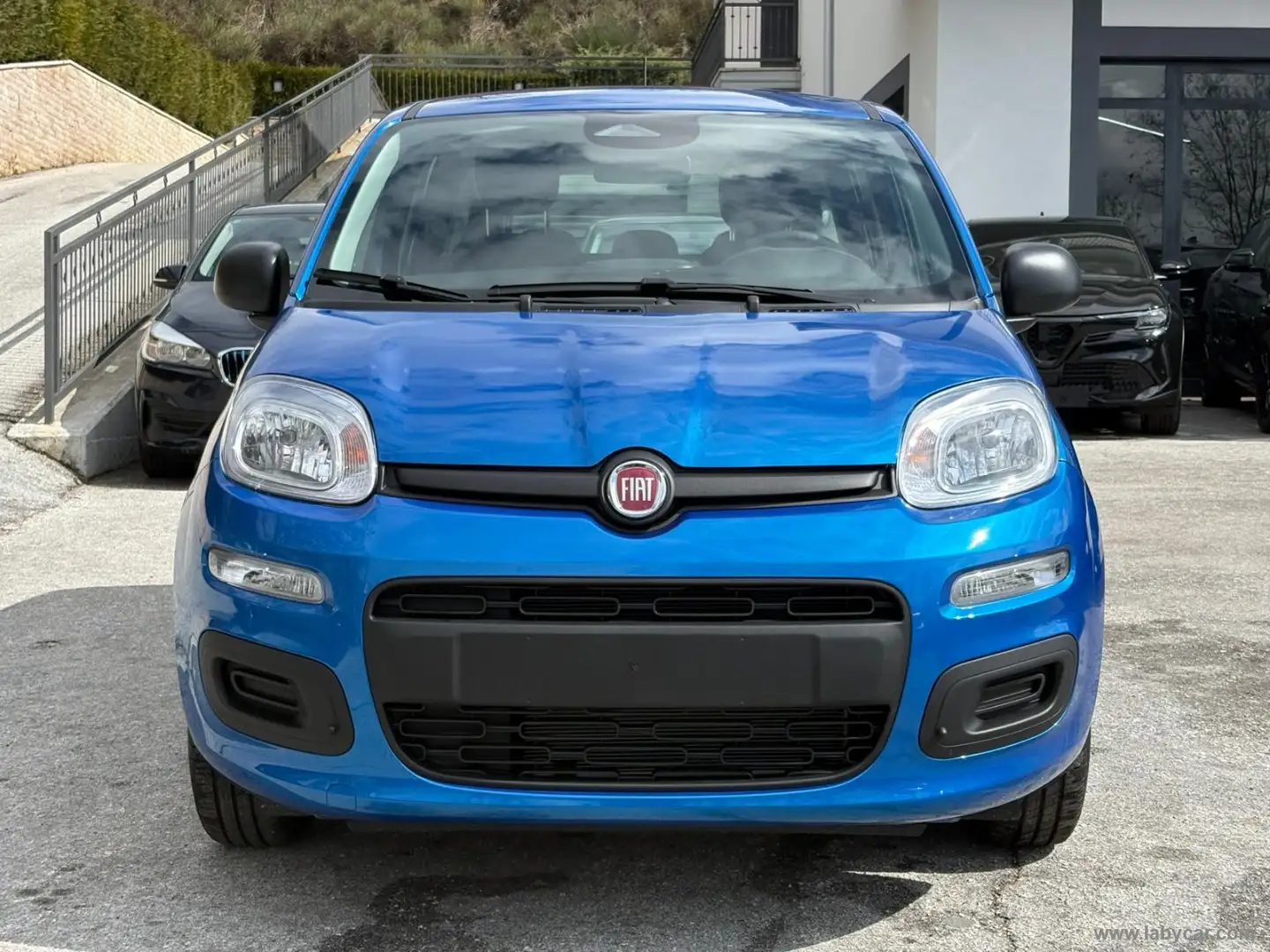 Fiat Panda 1.0 FireFly S&S Hybrid Icon Blau - 2