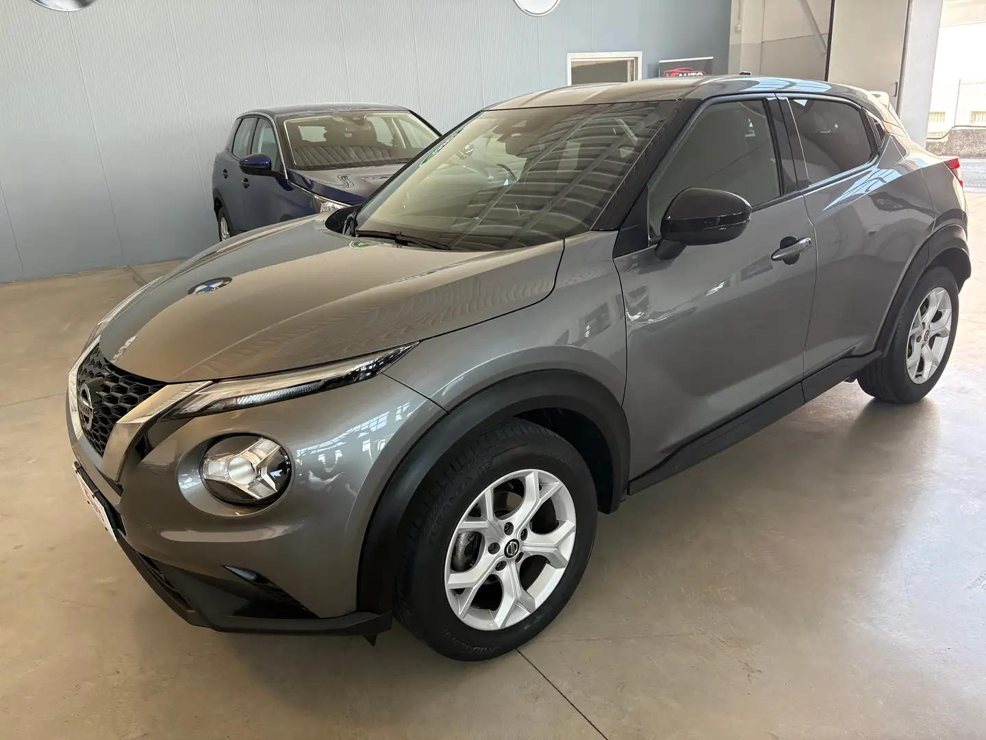 Nissan Juke Juke 1.0 dig-t N-Connecta 114cv OFFERTA PROMO Szürke - 1