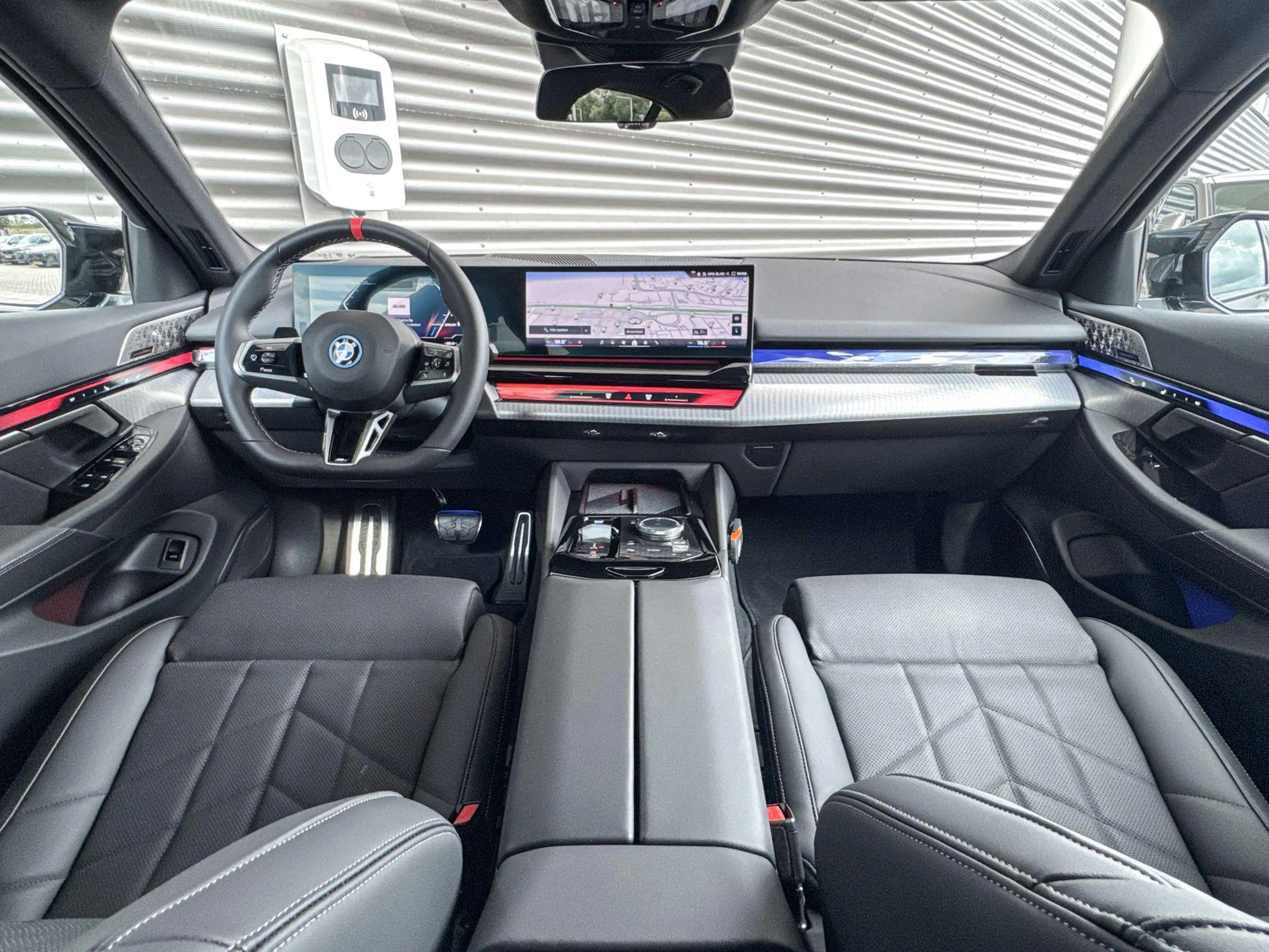BMW i5 M60 xDrive 84 kWh — photo 13