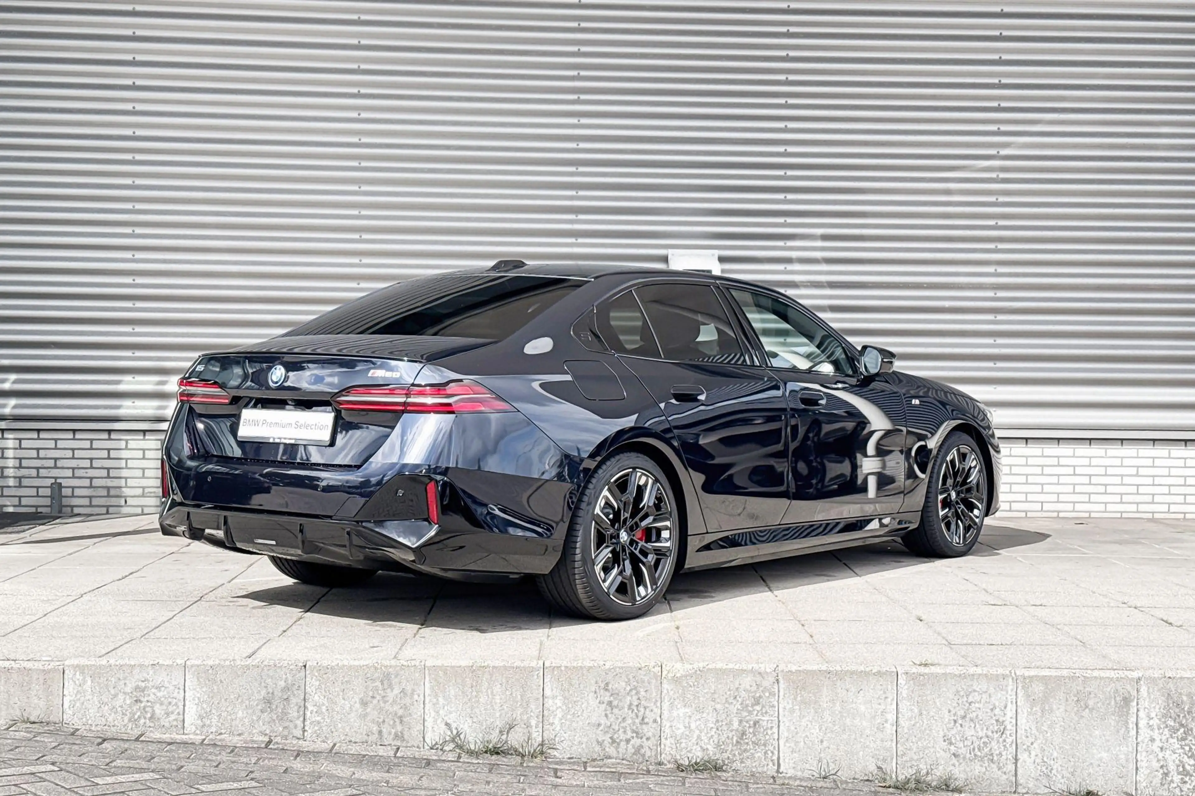 BMW i5 M60 xDrive 84 kWh — photo 4