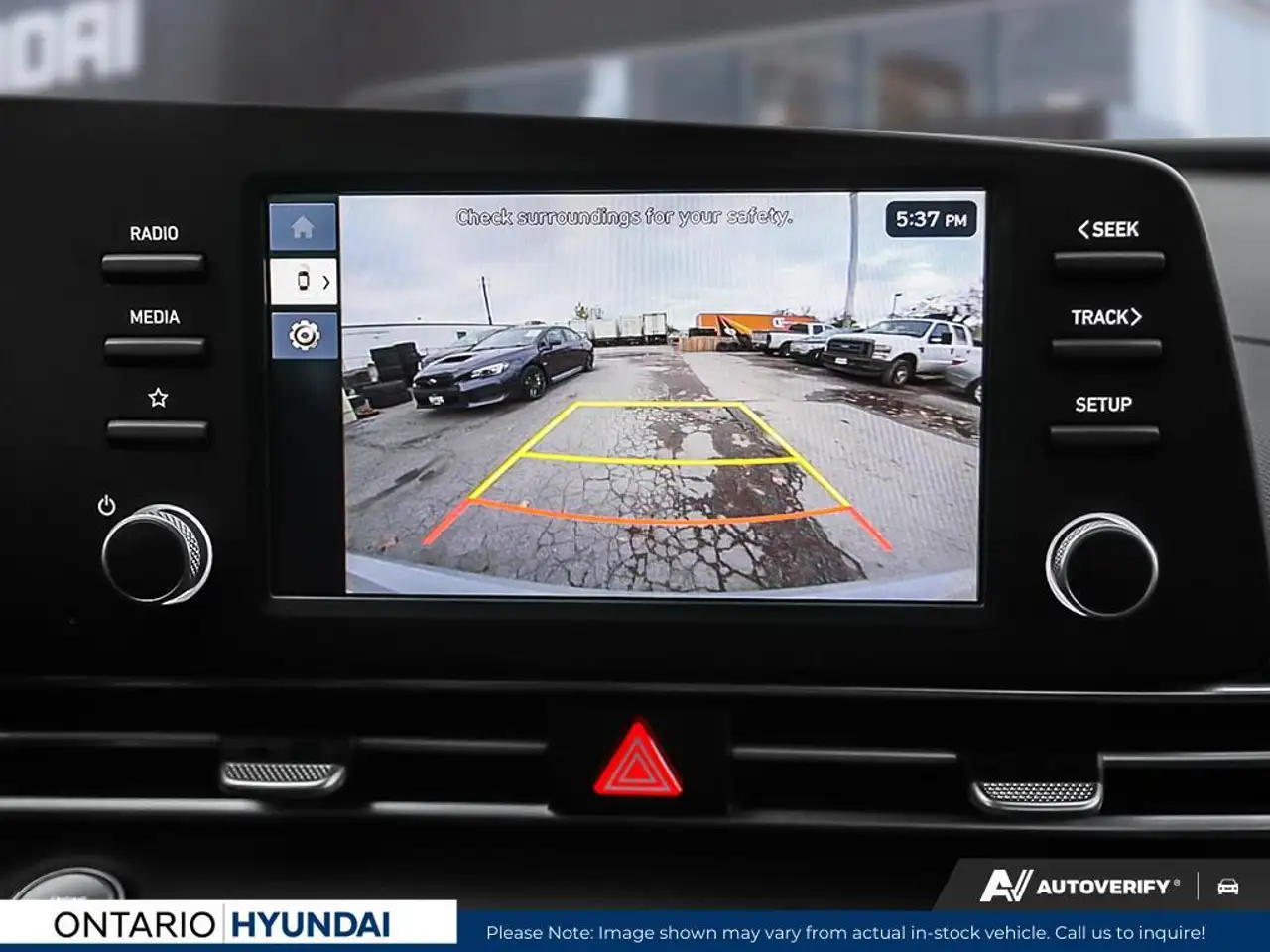 Hyundai ELANTRA снимка Hyundai ELANTRA