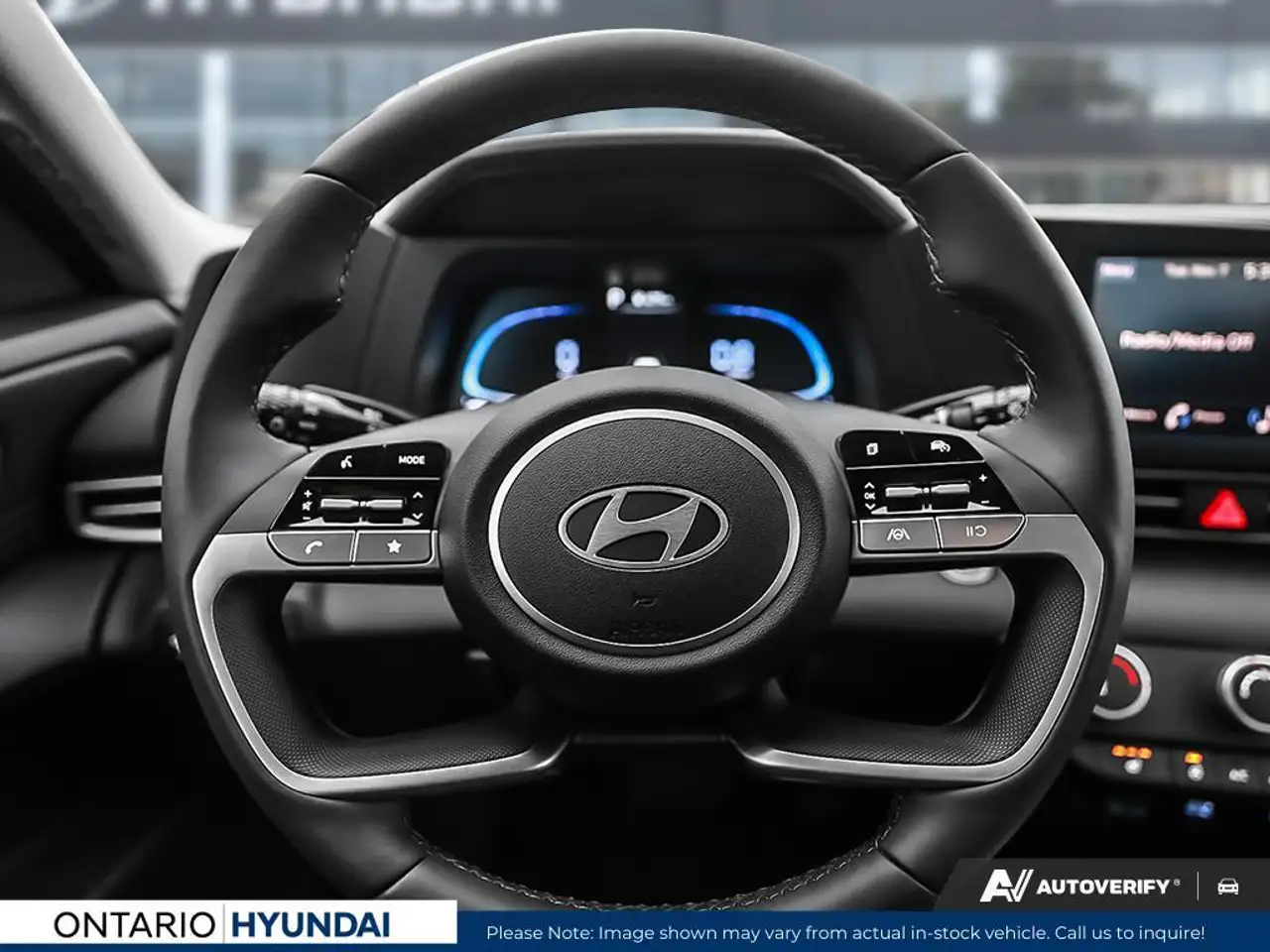 Hyundai ELANTRA снимка Hyundai ELANTRA