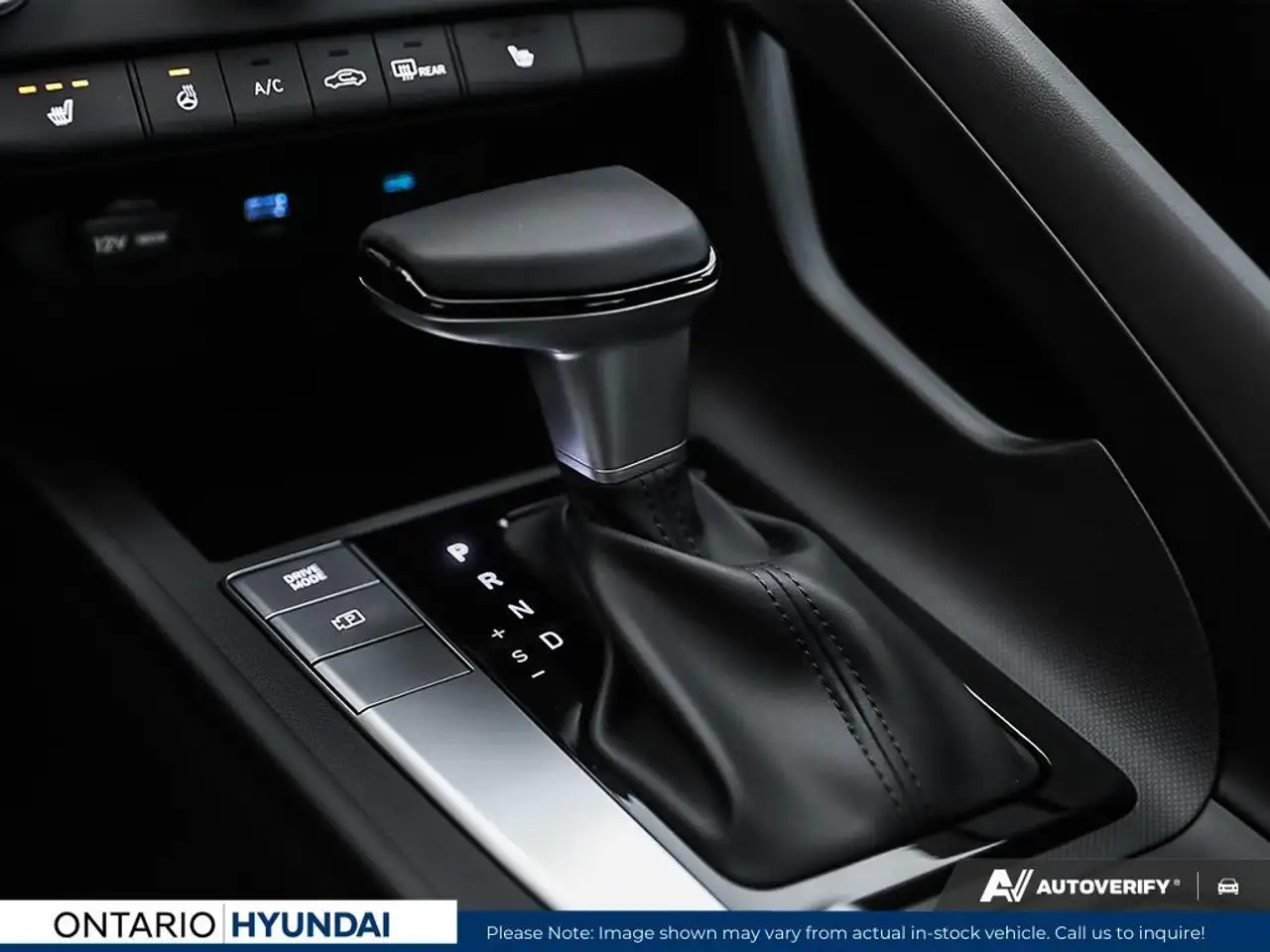 Hyundai ELANTRA снимка Hyundai ELANTRA