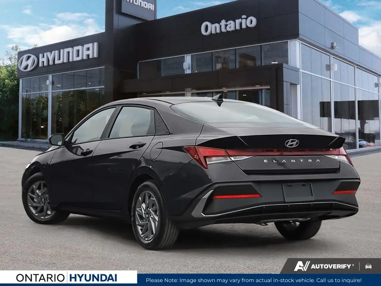 Hyundai ELANTRA снимка Hyundai ELANTRA
