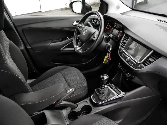 Opel Crossland view 4