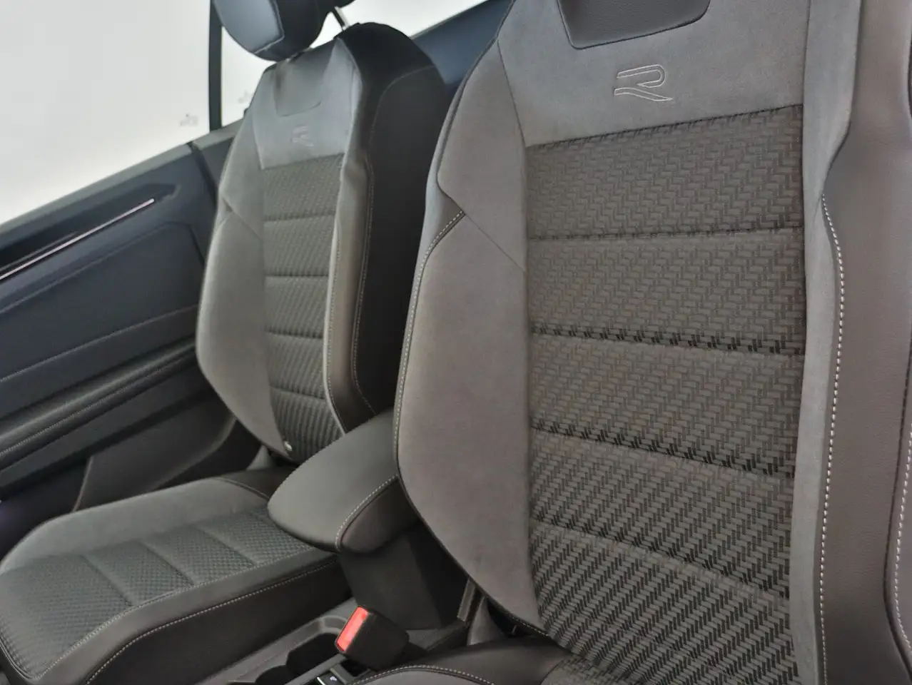 Volkswagen T-Roc, фото 4