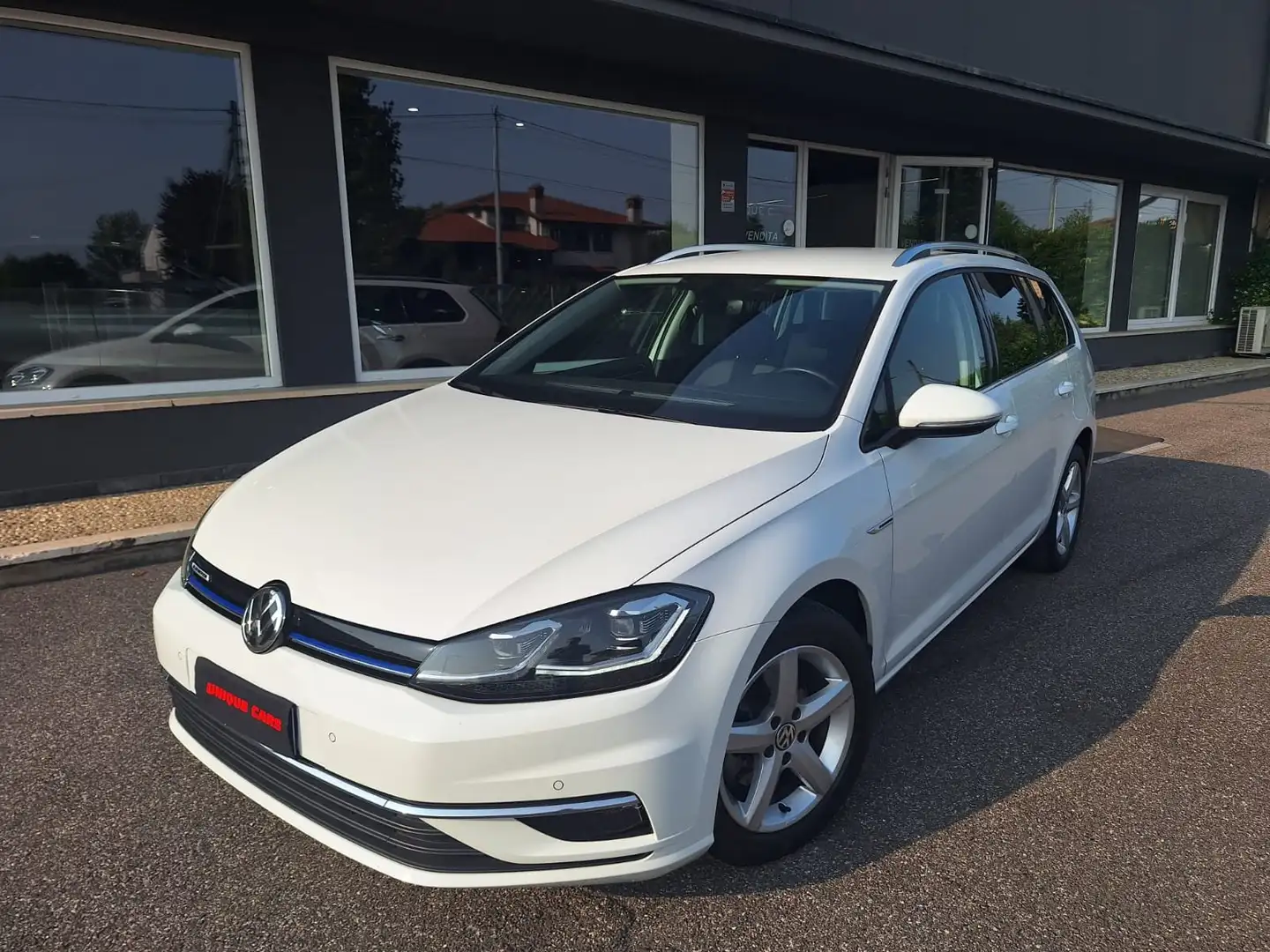 Volkswagen Golf Variant Golf Variant 1.4 tgi Executive 110cv dsg Bianco - 1