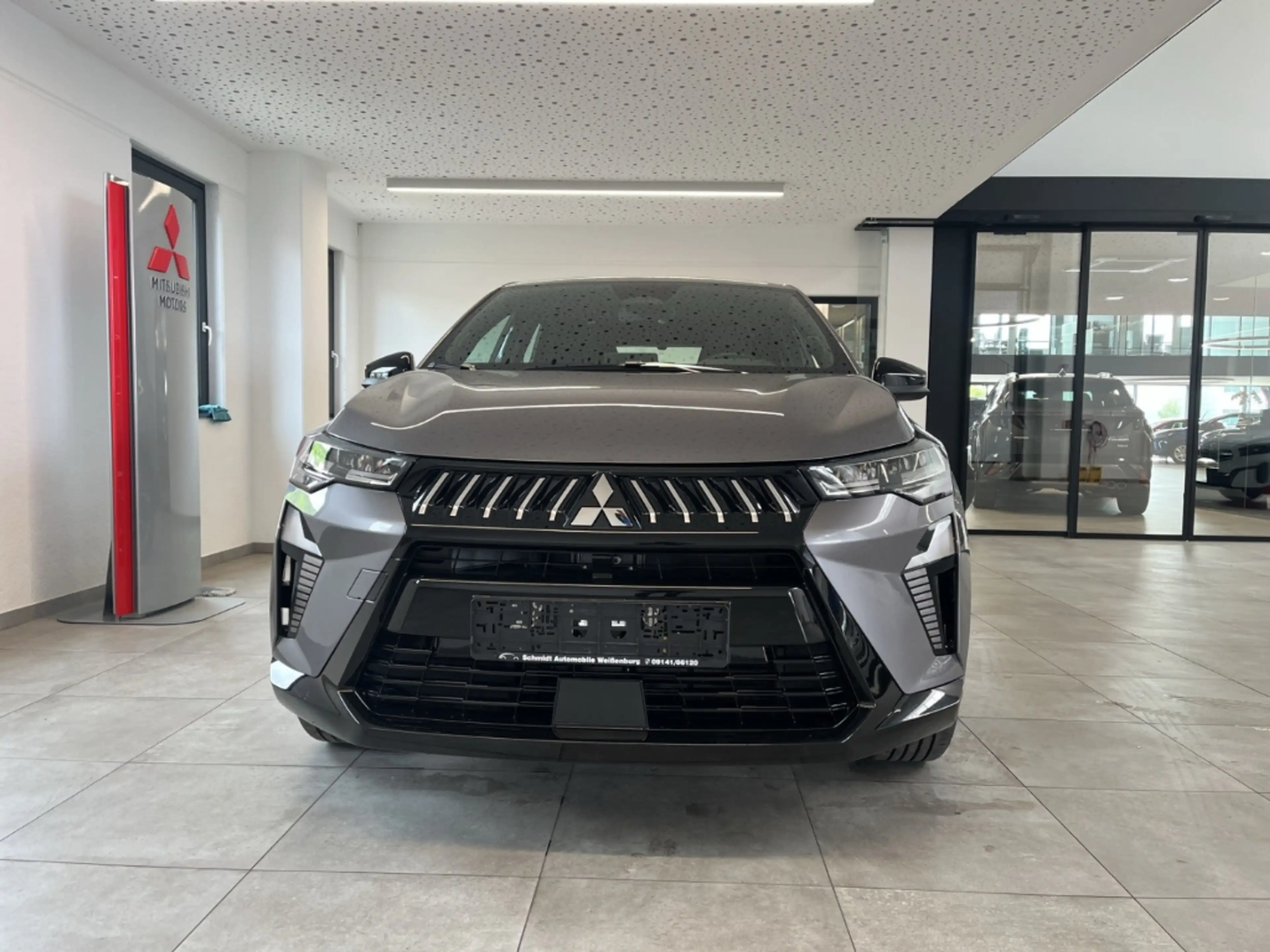 Mitsubishi Grandis 1.3 Diamant Plus LED SHZ PDC Kamera Tempomat — photo 5