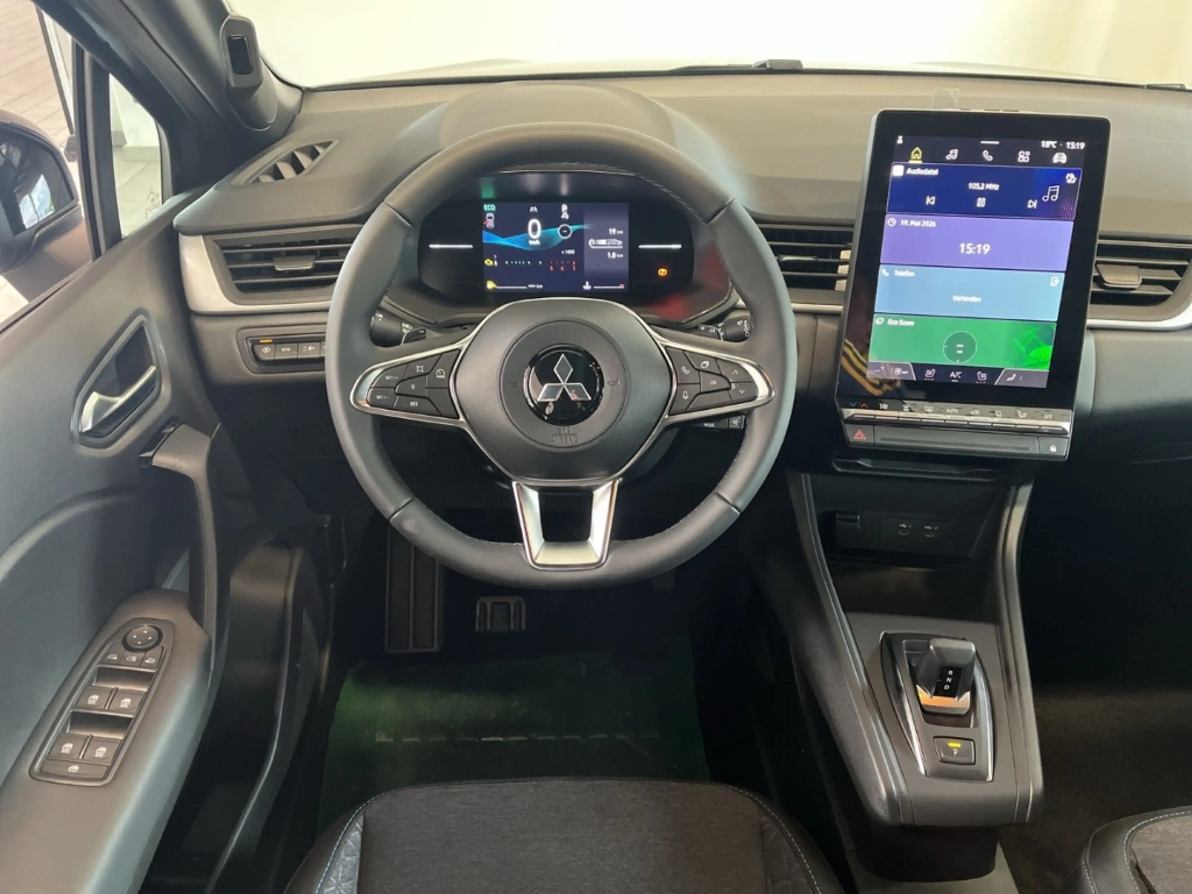 Mitsubishi Grandis 1.3 Diamant Plus LED SHZ PDC Kamera Tempomat — photo 8