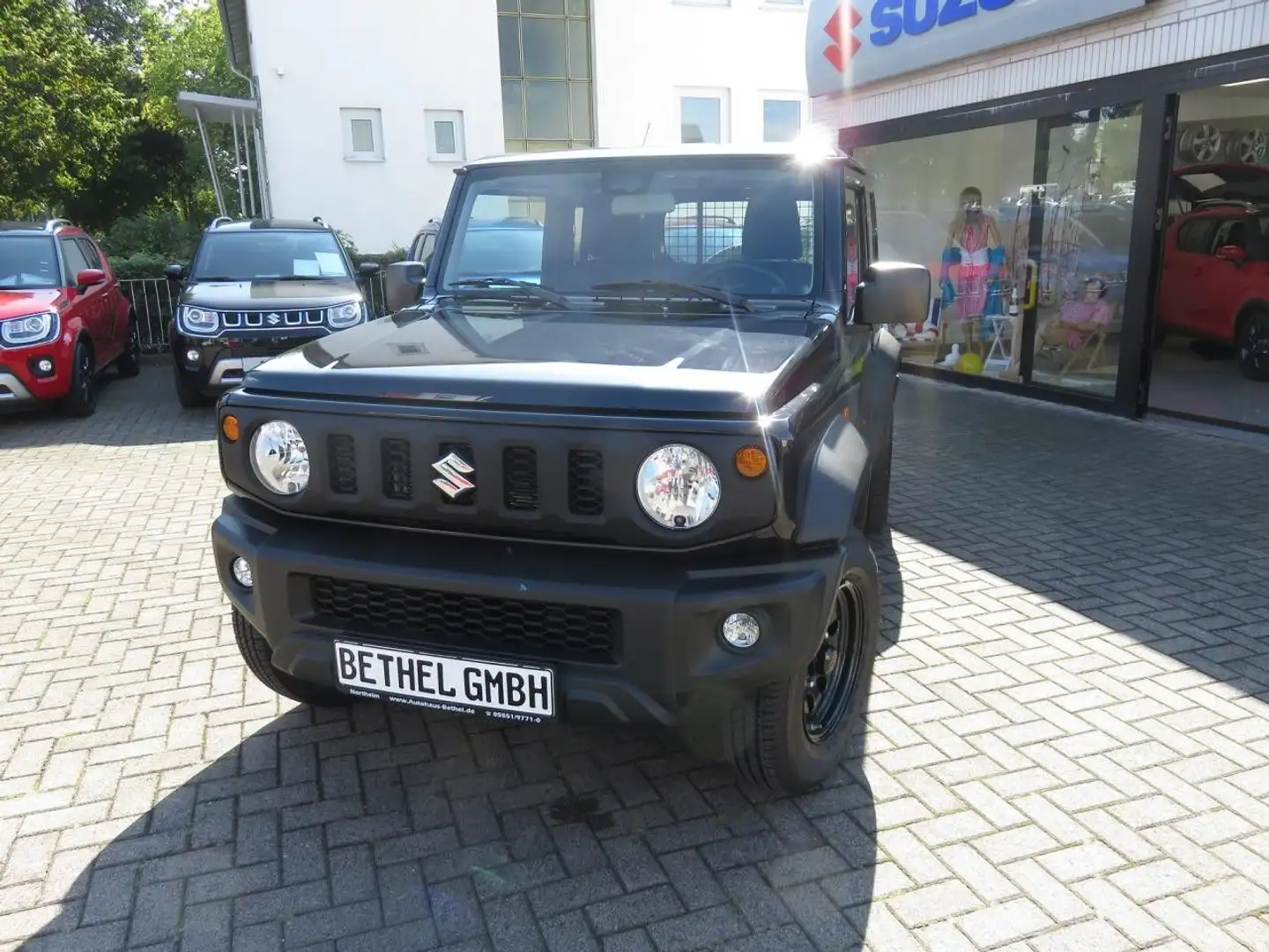 Suzuki Jimny 1.5 Comfort NFZ Klima Schwarz - 2