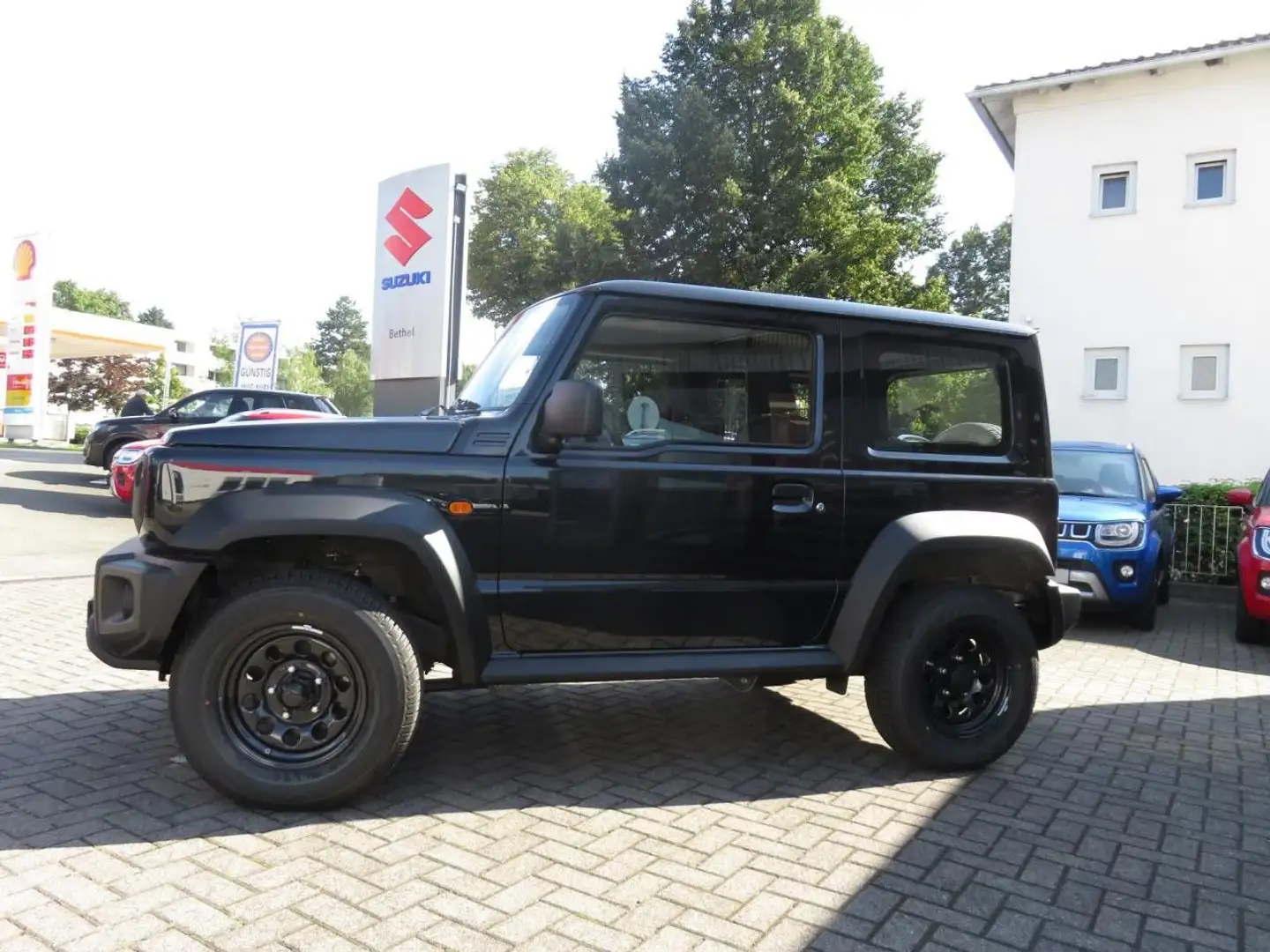 Suzuki Jimny 1.5 Comfort NFZ Klima Schwarz - 1