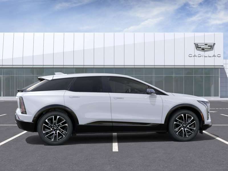2027 Cadillac Optiq SPORT — photo 1