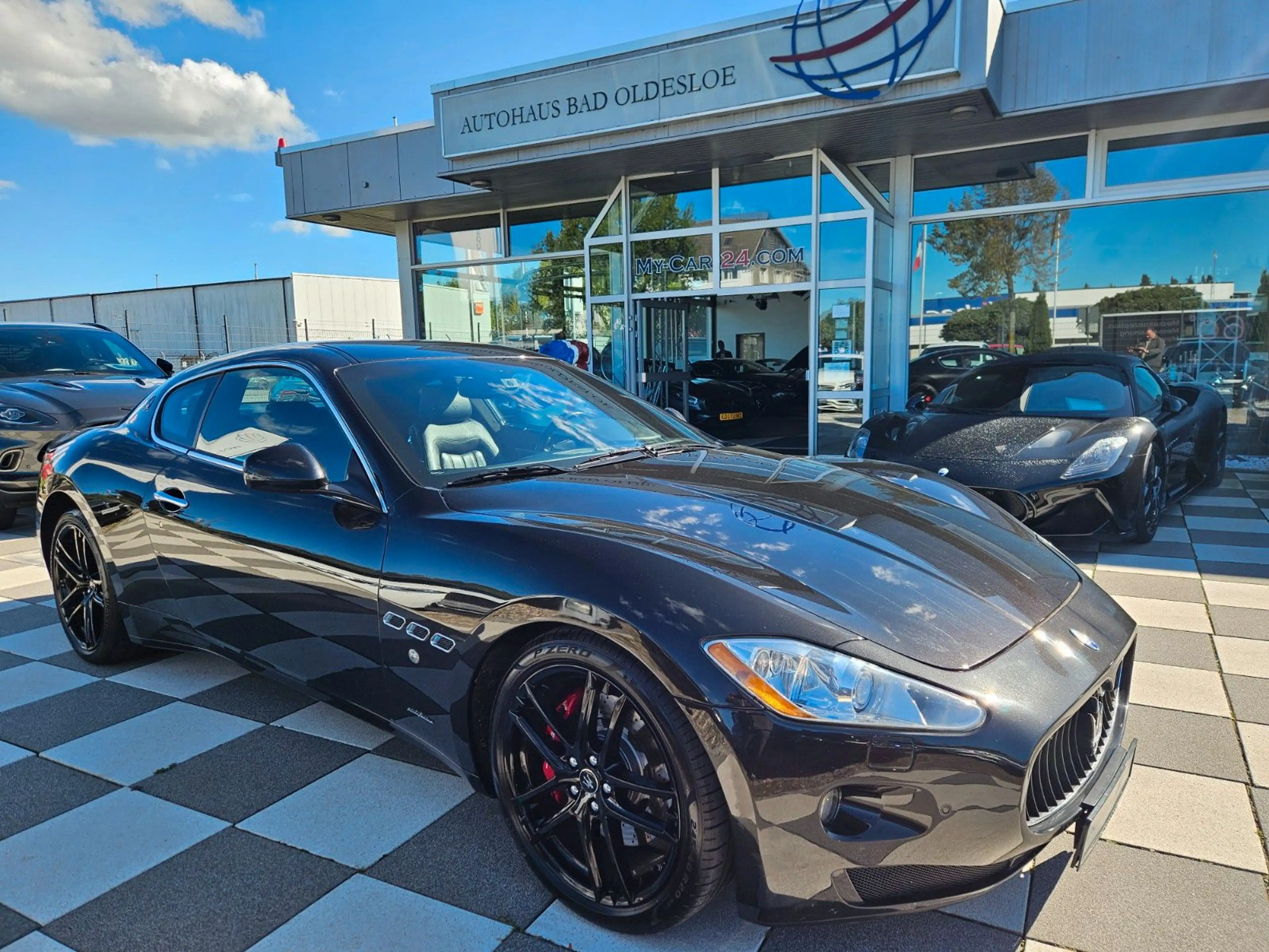 Maserati GranTurismo 4.7 V8 S Automatik — photo 2