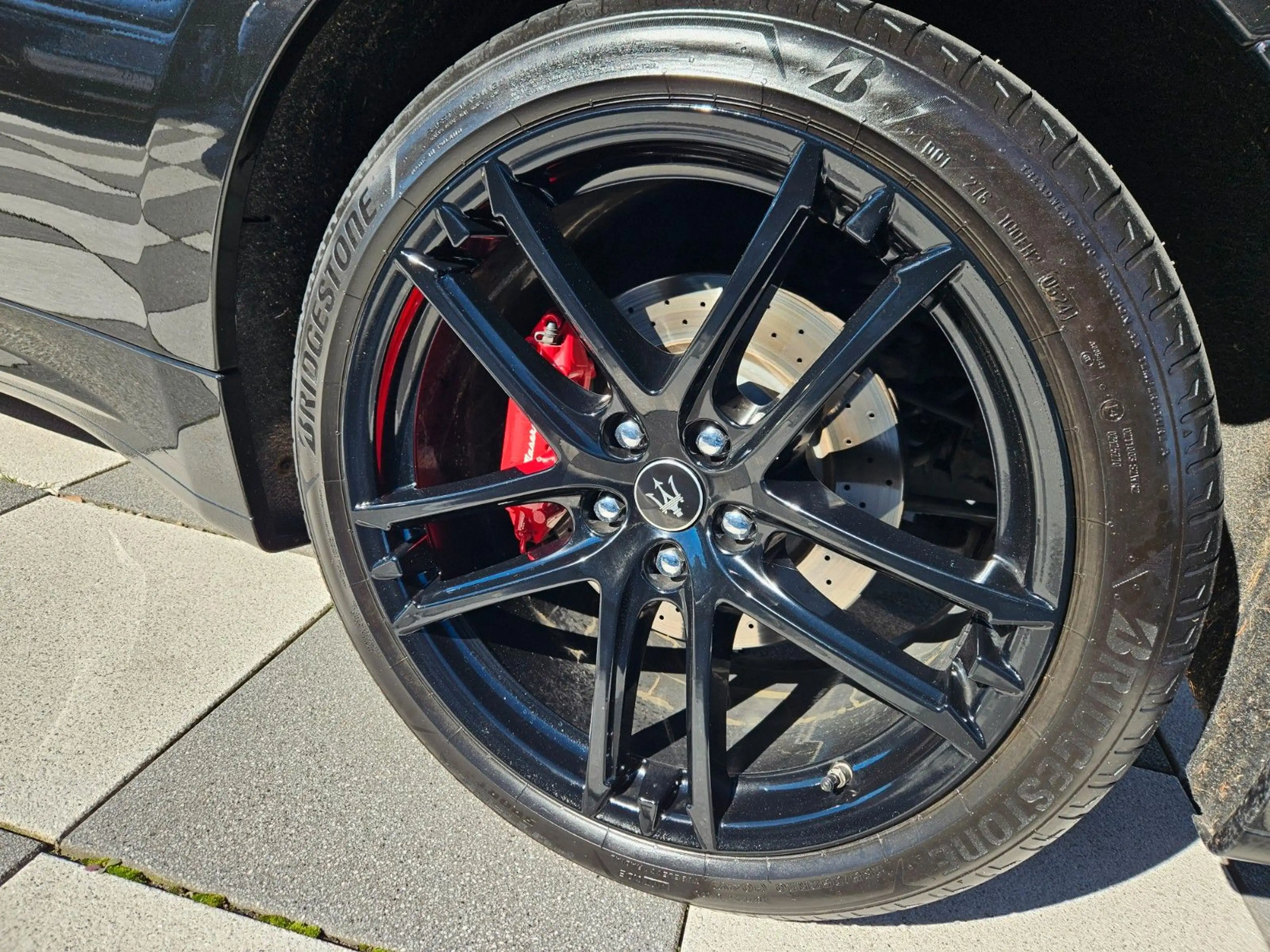 Maserati GranTurismo 4.7 V8 S Automatik — photo 11