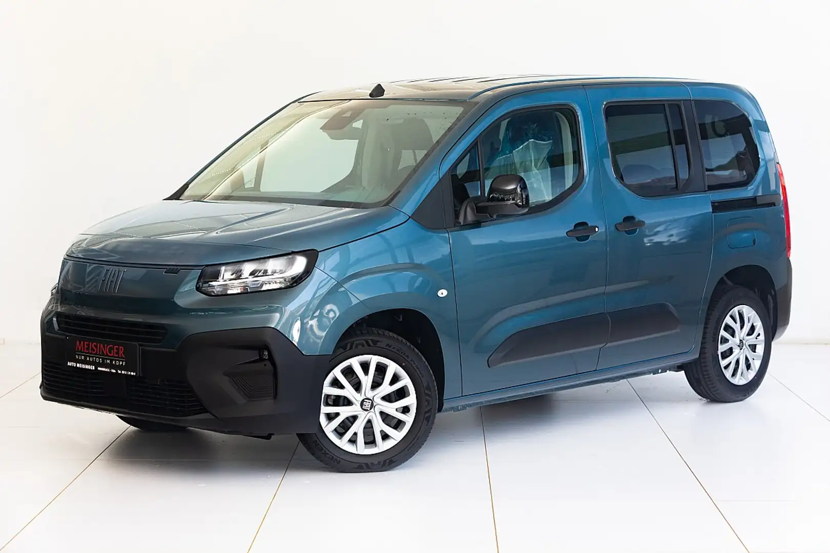 Fiat Doblo M BlueHDi 130 S&S 6-Gang-Manuell Blauw - 1