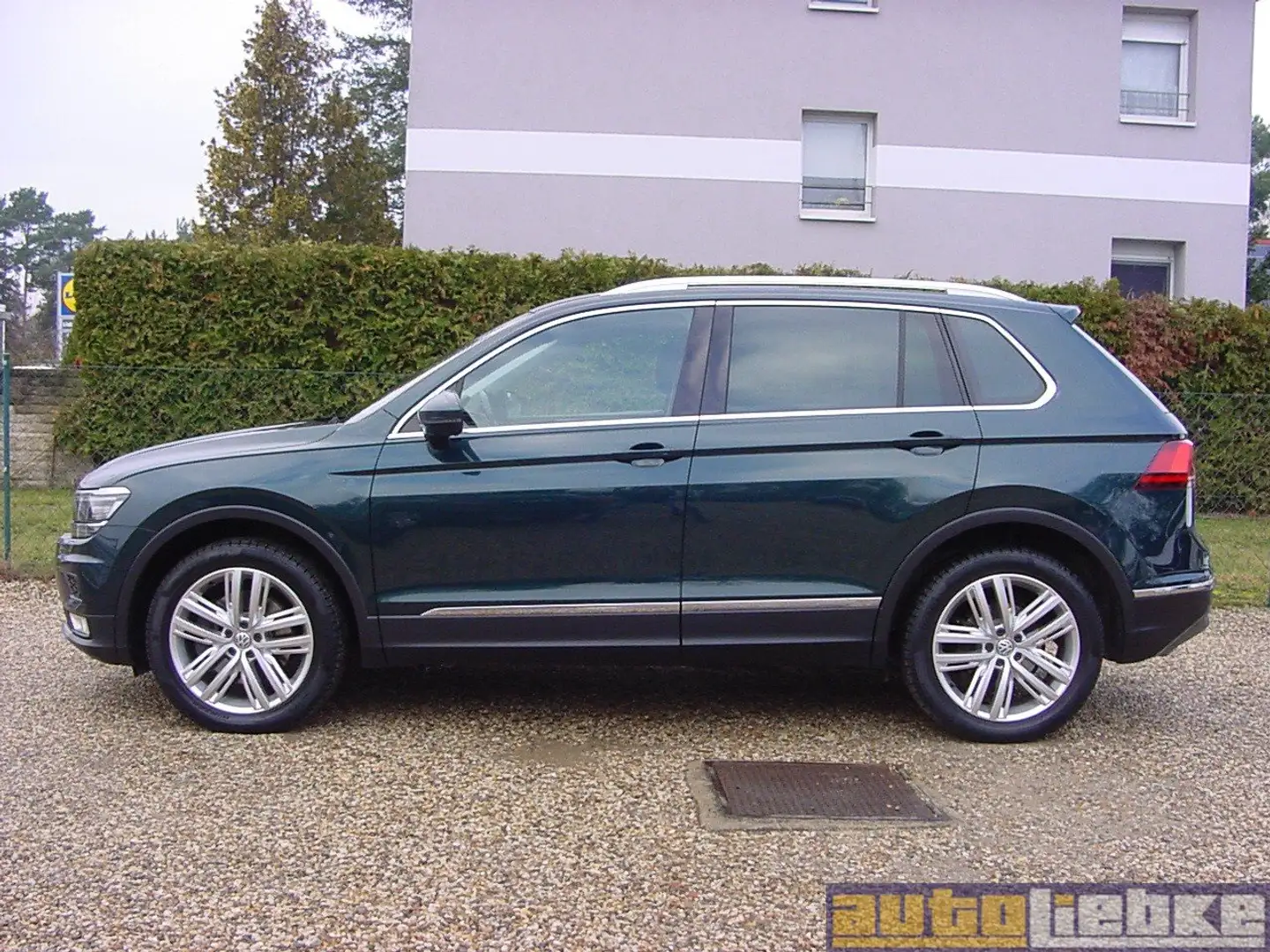 Volkswagen Tiguan TDI 4M HIGHL AUT,NAVI,LED,HUD,ACC,360°K,AID,DYN Vert - 2