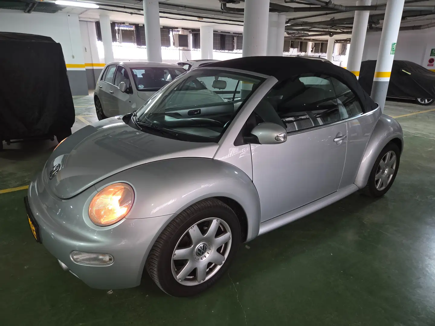 Volkswagen New Beetle New Beetle Cabrio 2.0 Plateado - 2