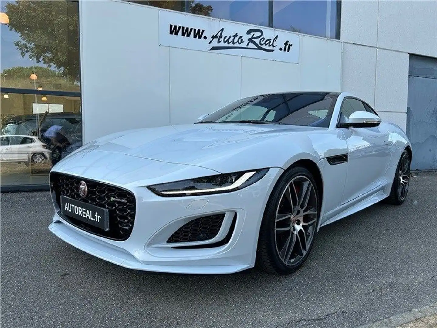 Jaguar F-Type COUPE Coupé V8 5L 450 ch BVA8 R-Dynamic - 1