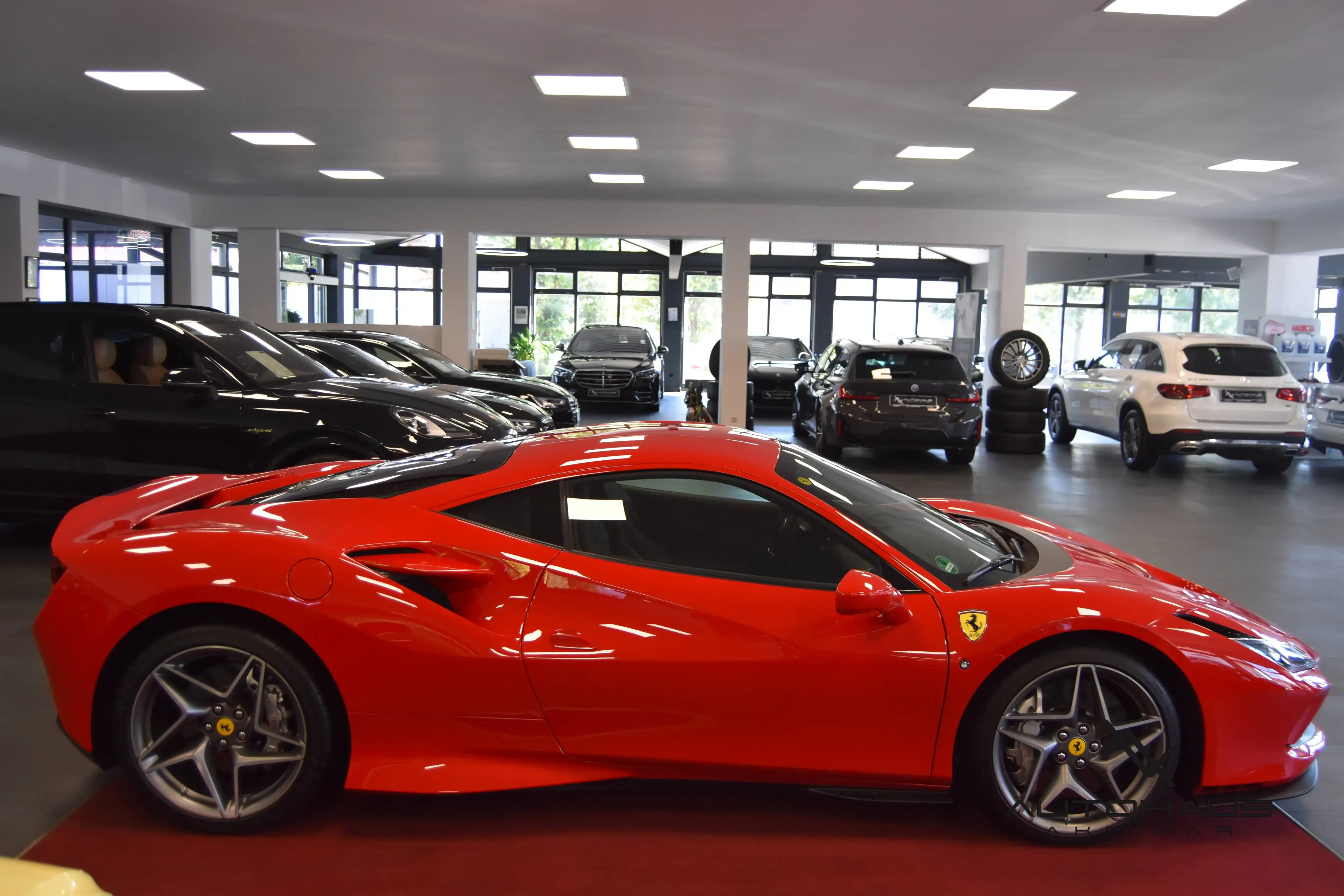 Ferrari F8 Tributo RACINGSEATS~LIFT~CARBON~PASSENGERDISPLAY~JBL~FOLIE — photo 8