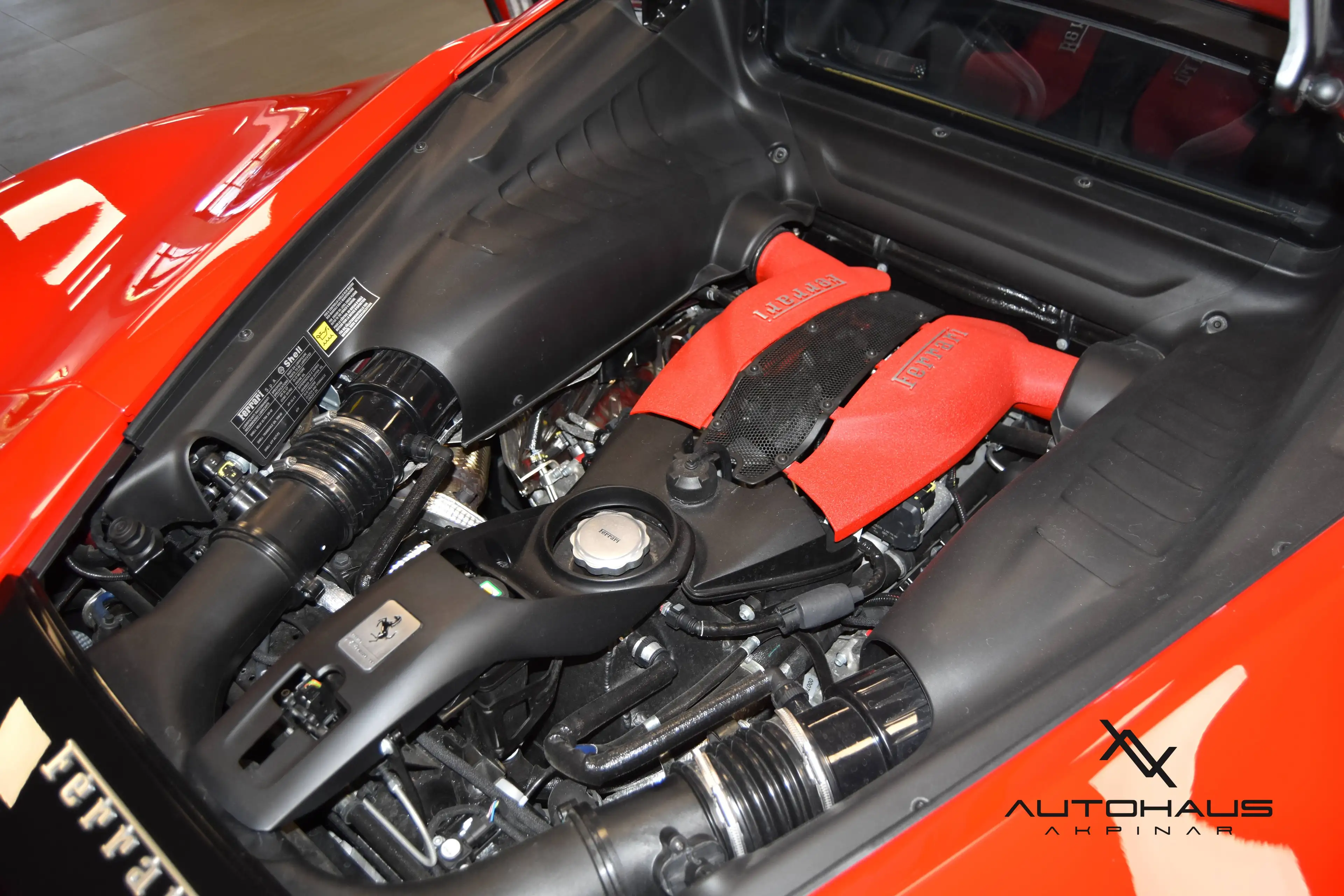 Ferrari F8 Tributo RACINGSEATS~LIFT~CARBON~PASSENGERDISPLAY~JBL~FOLIE — photo 11
