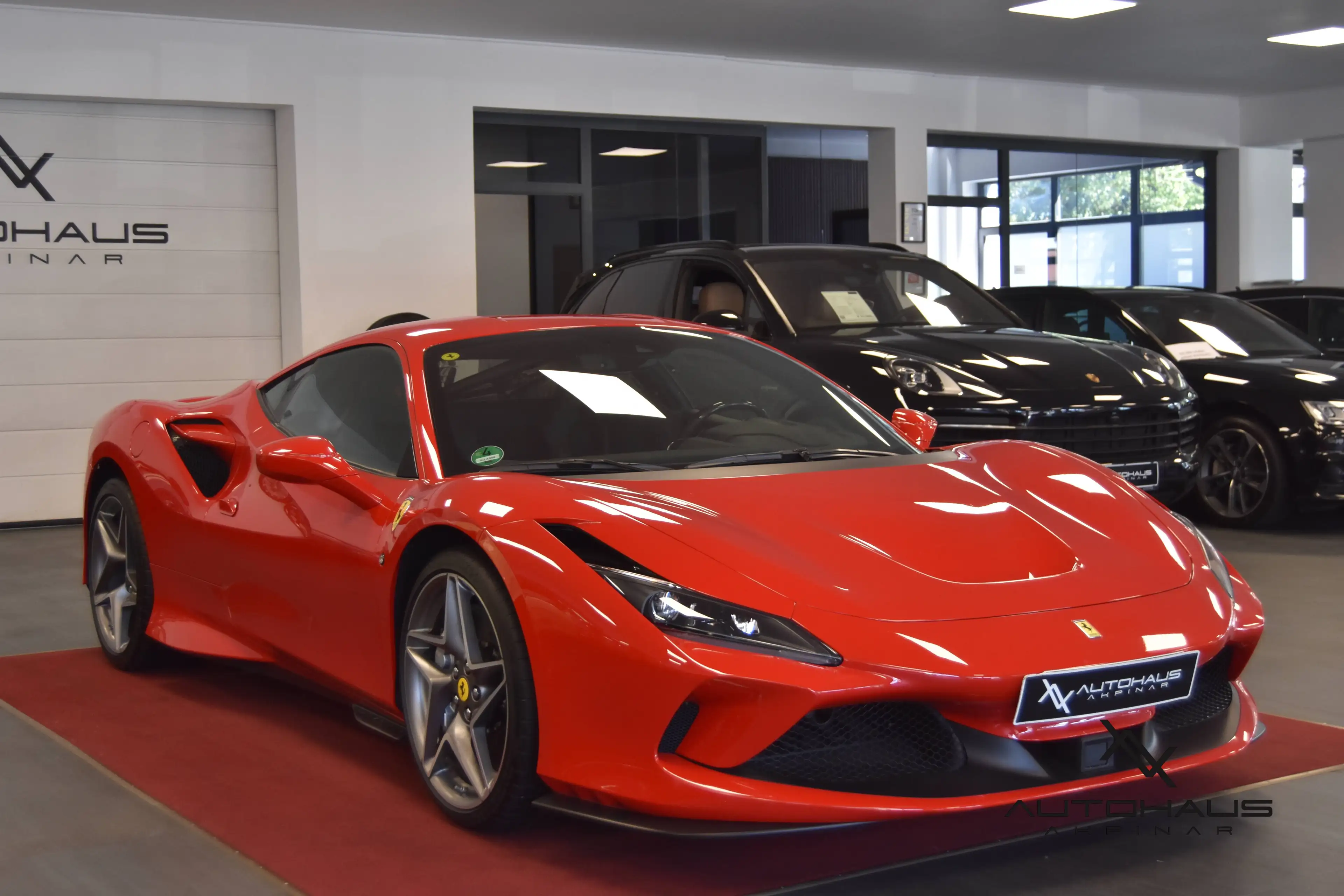 Ferrari F8 Tributo RACINGSEATS~LIFT~CARBON~PASSENGERDISPLAY~JBL~FOLIE — photo 9