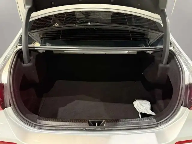 Mercedes-Benz A view 8