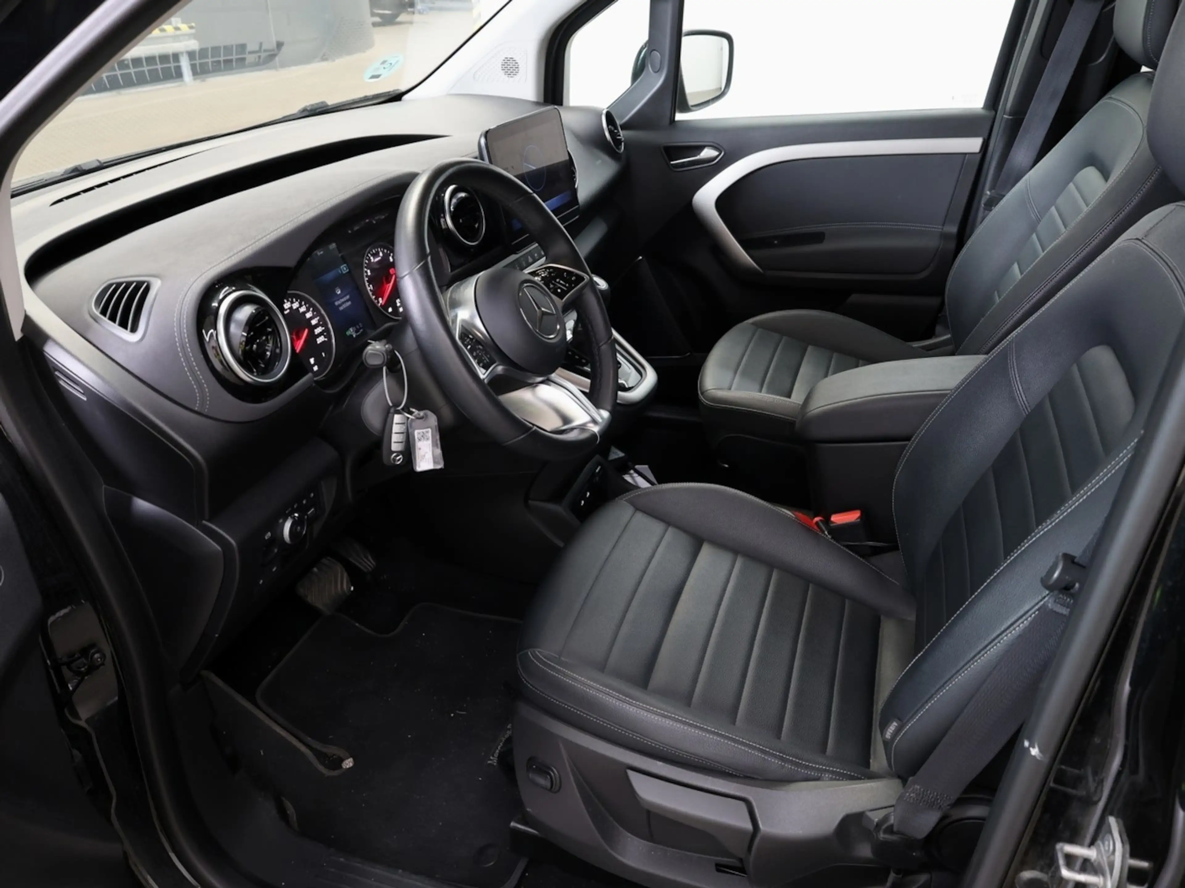 Mercedes-Benz T-Class lang,Progressive,7Sitze,Automatik,LED,Navi — photo 10