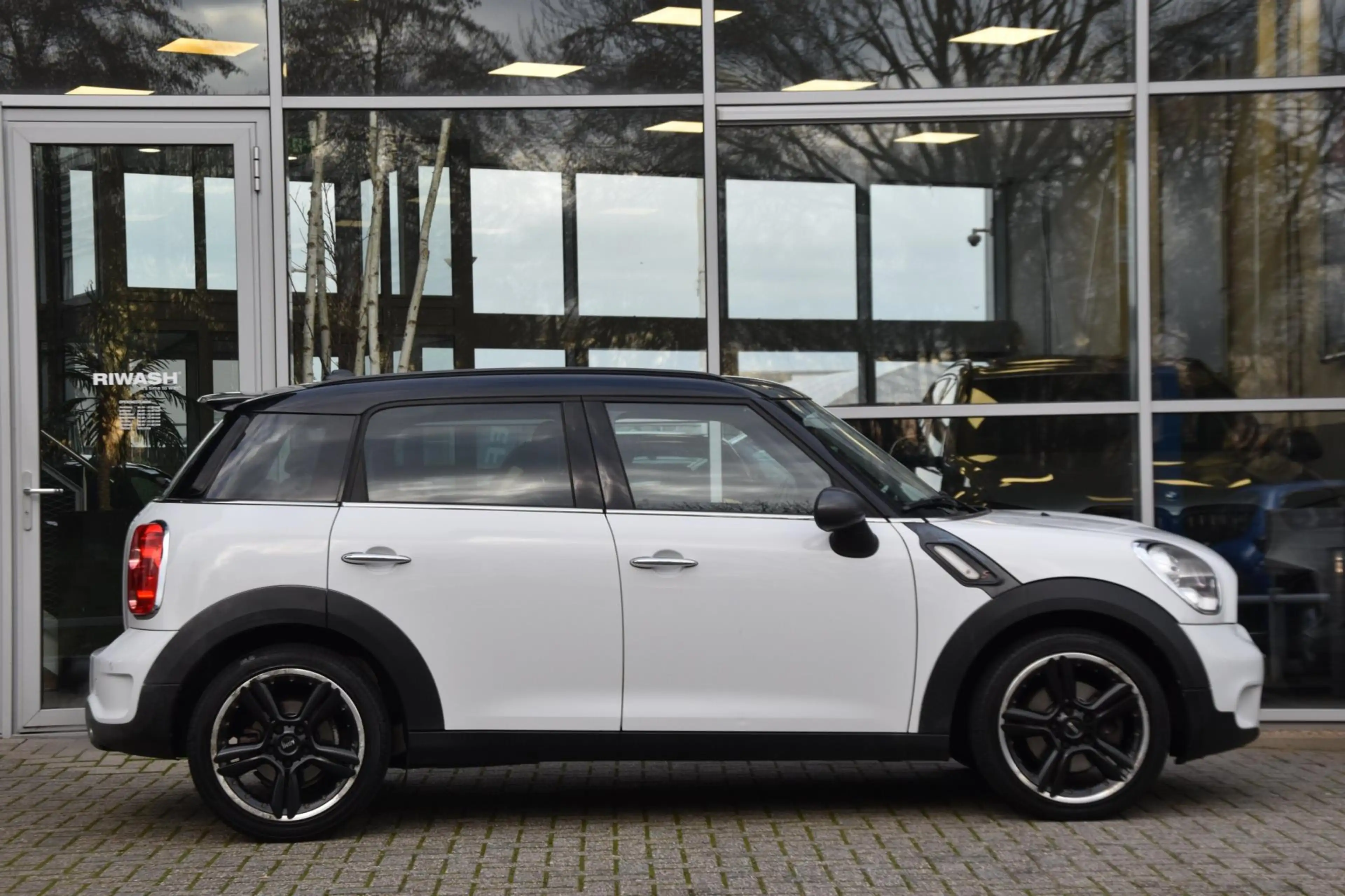 MINI Cooper S Countryman Mini 1.6 ALL4 Chili Airco Leder Pdc — photo 2