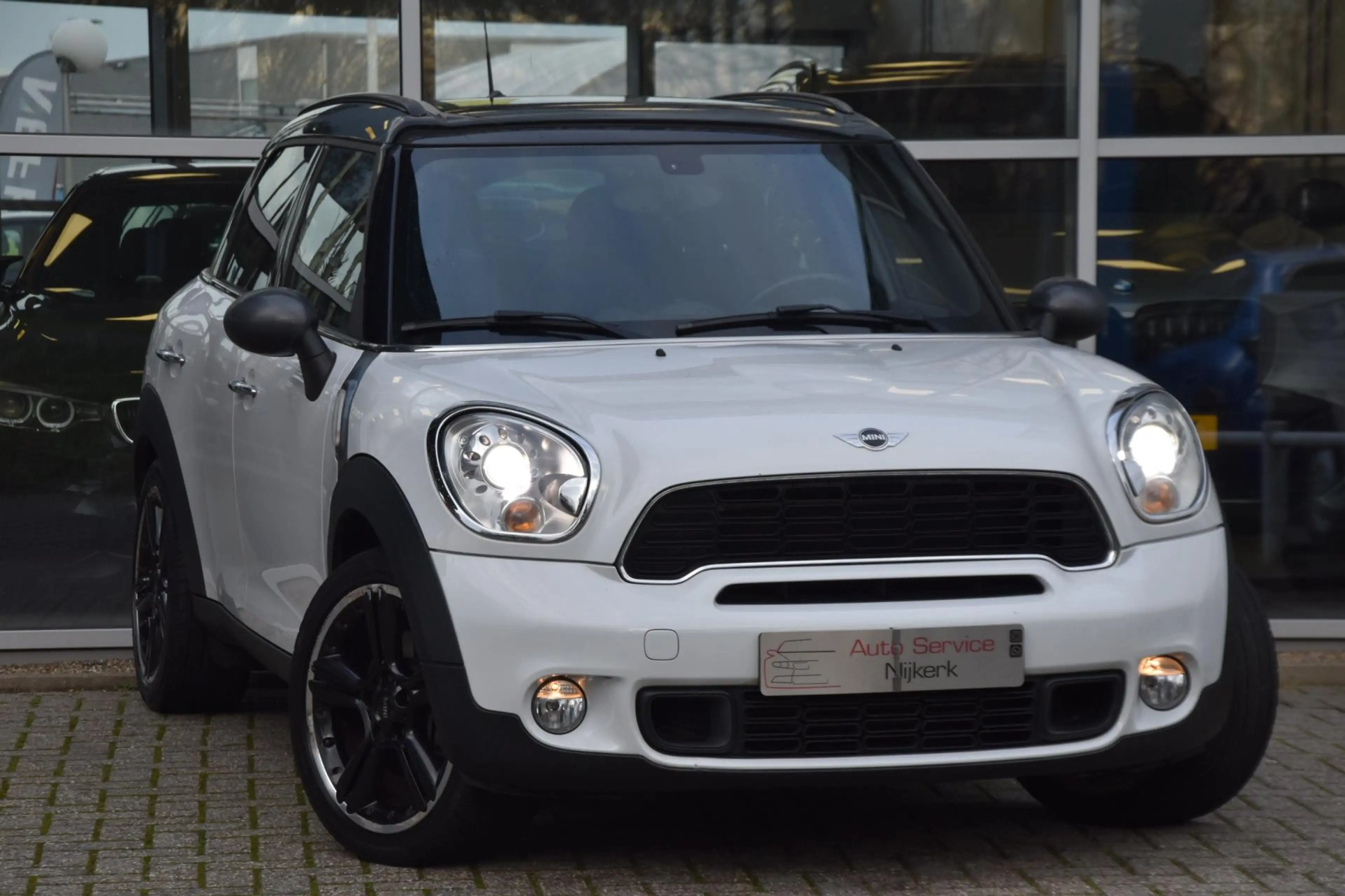 MINI Cooper S Countryman Mini 1.6 ALL4 Chili Airco Leder Pdc