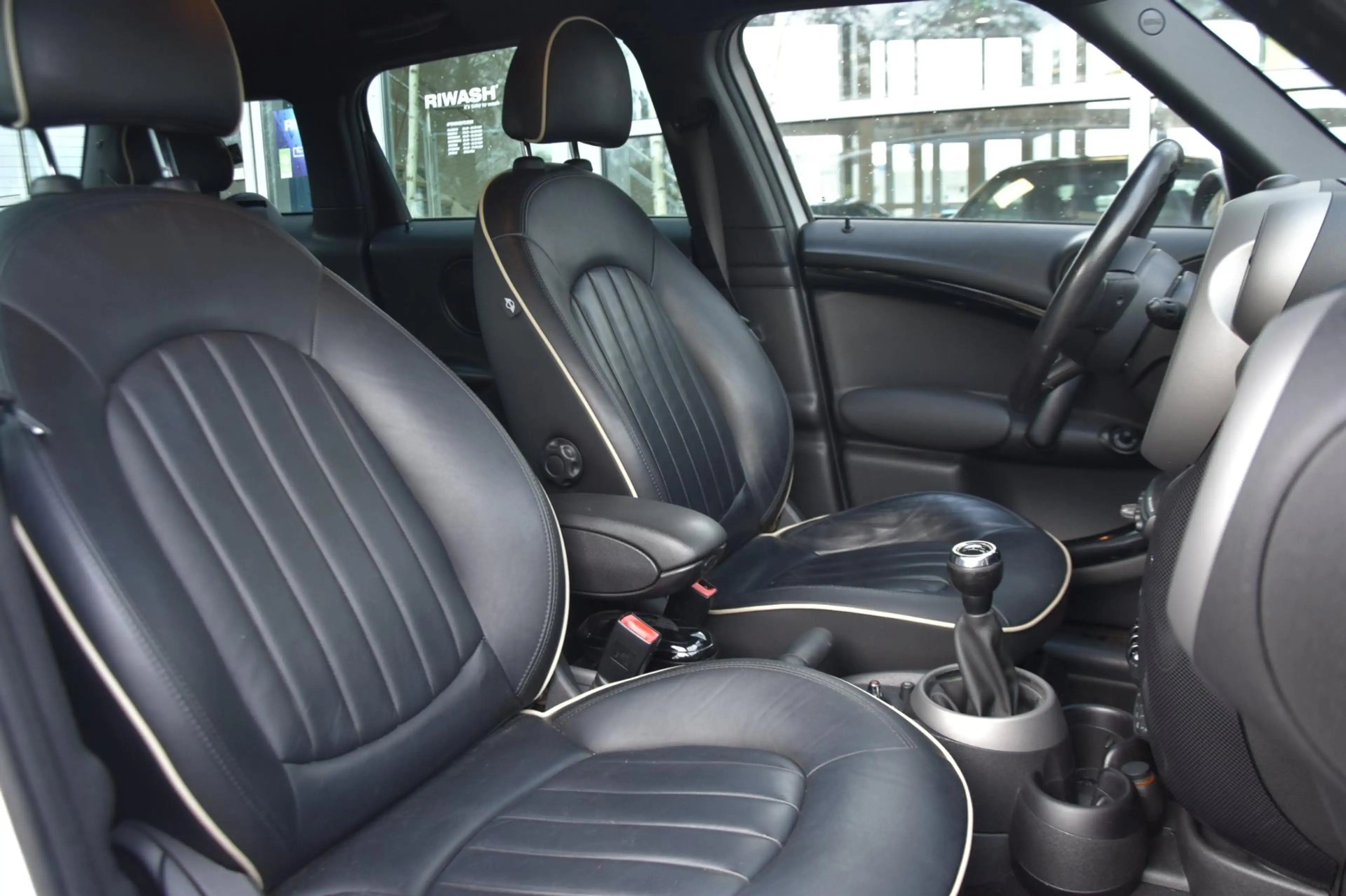 MINI Cooper S Countryman Mini 1.6 ALL4 Chili Airco Leder Pdc — photo 11