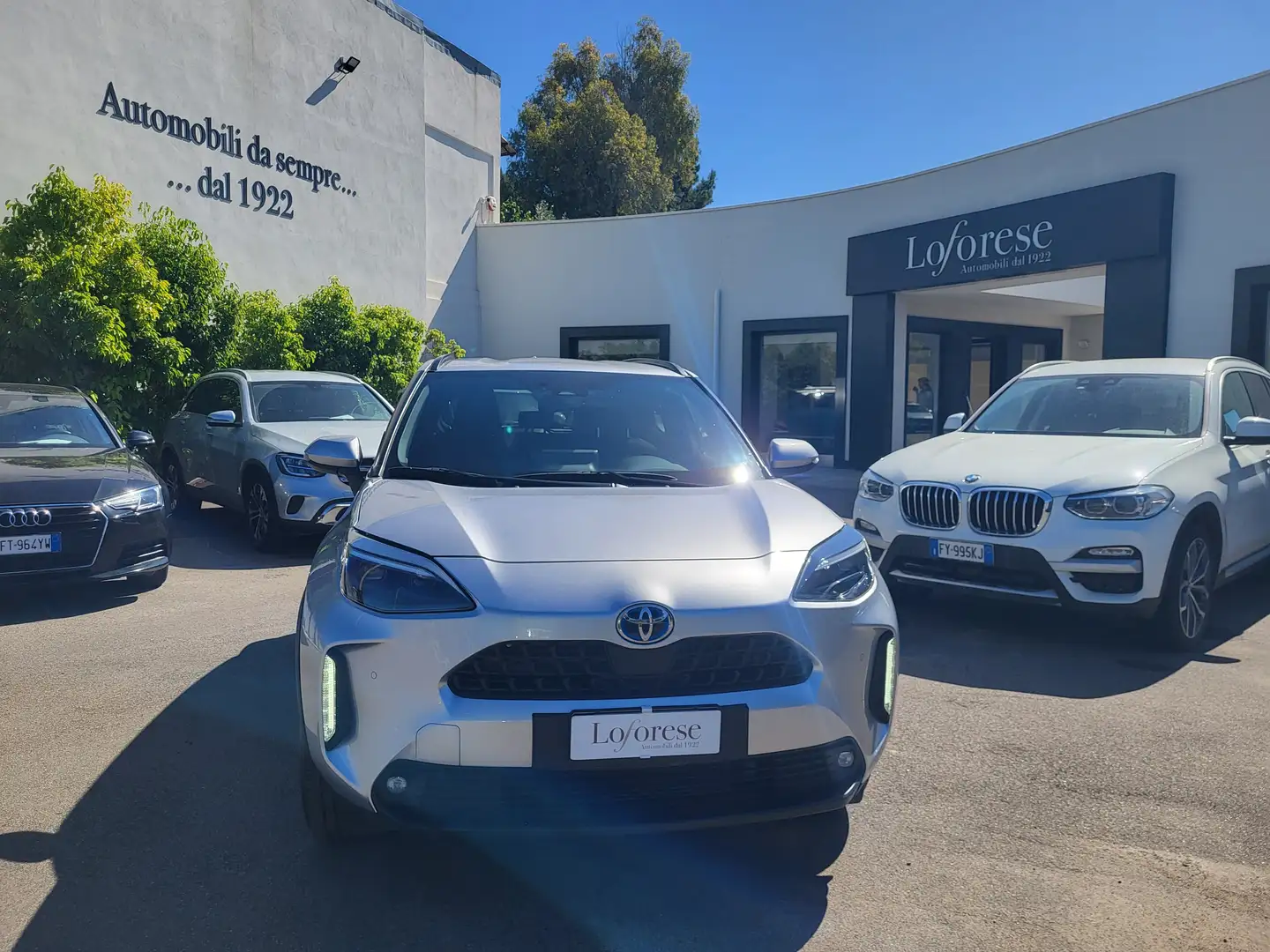 Toyota Yaris Cross 1.5h Active Eco fwd 116cv e-cvt Argento - 1