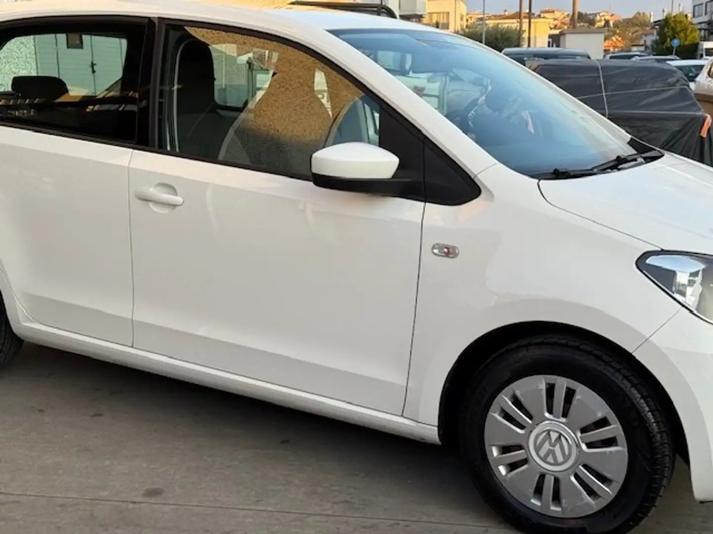 Volkswagen up! up! 2012 3p 1.0 eco Move 68cv Bianco - 2