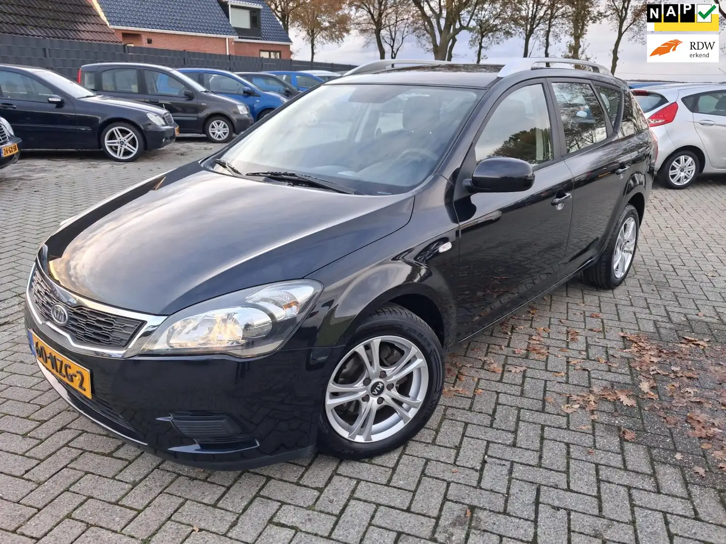 Kia Ceed / cee'd 1.4 CVVT X-tra 2010. Airco/Trekhaak/Lichtmetaal et Schwarz - 1