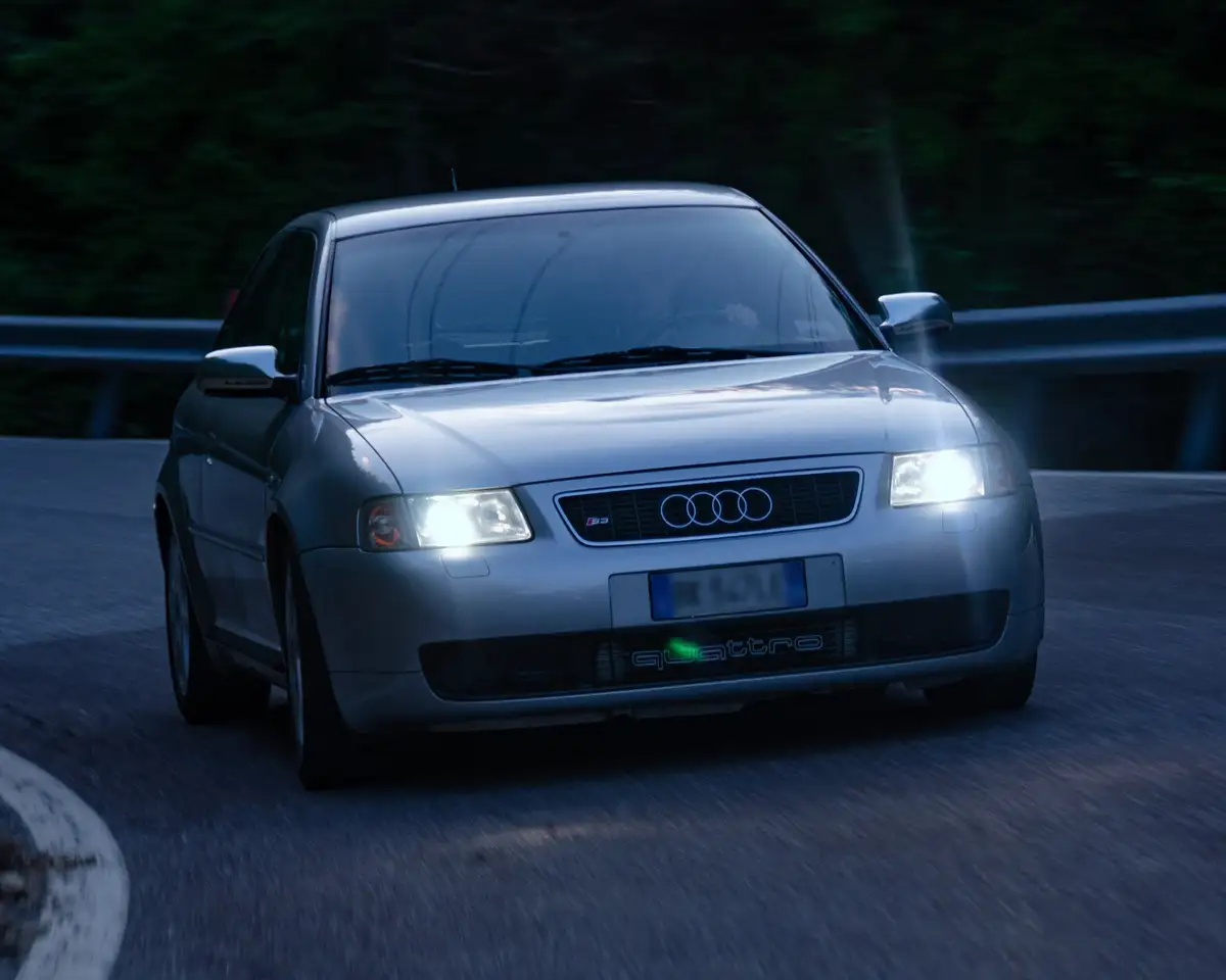 Audi S3 1.8 quattro, foto 1