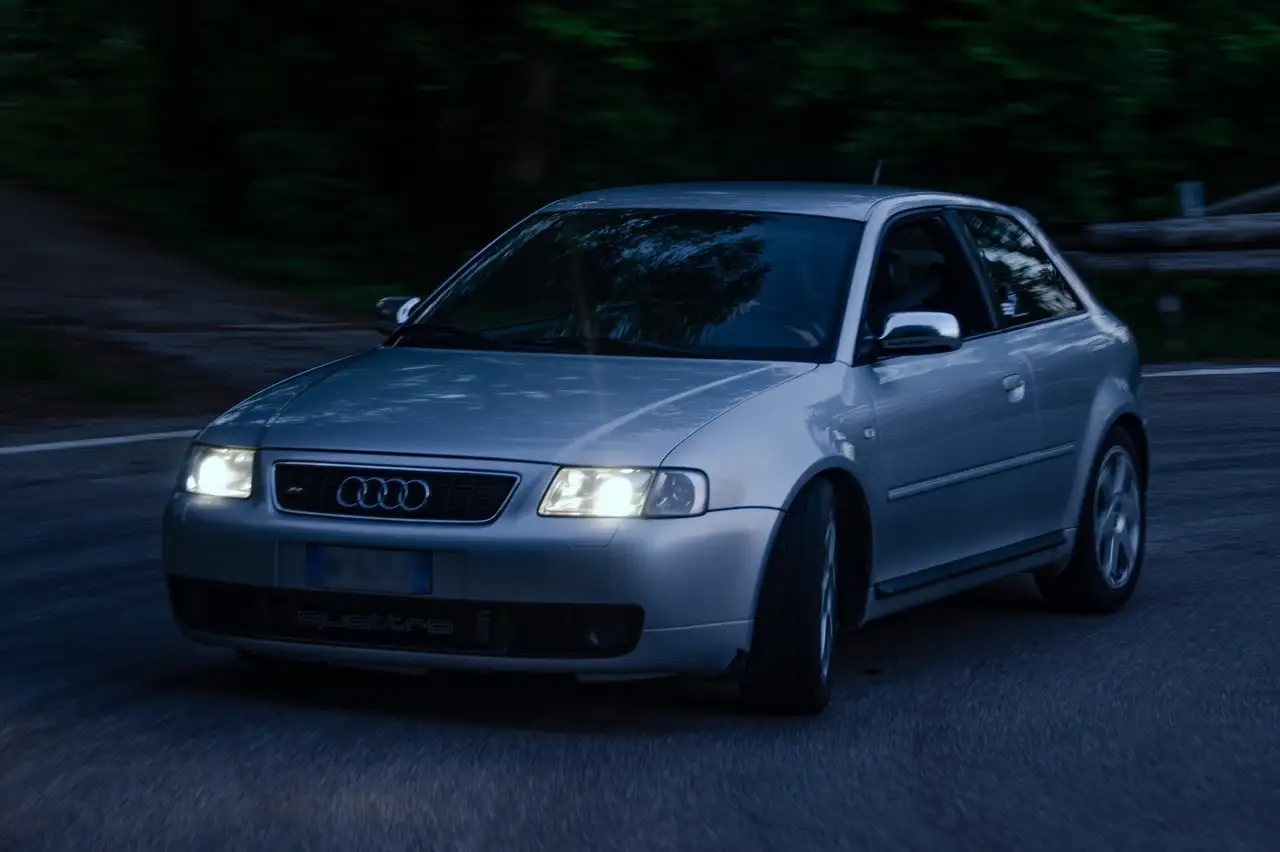 Audi S3 1.8 quattro, foto 2