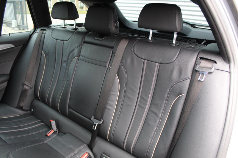 BMW 520 5-serie Touring 520i M-sport/wegkl trekhaak/laser — photo 15